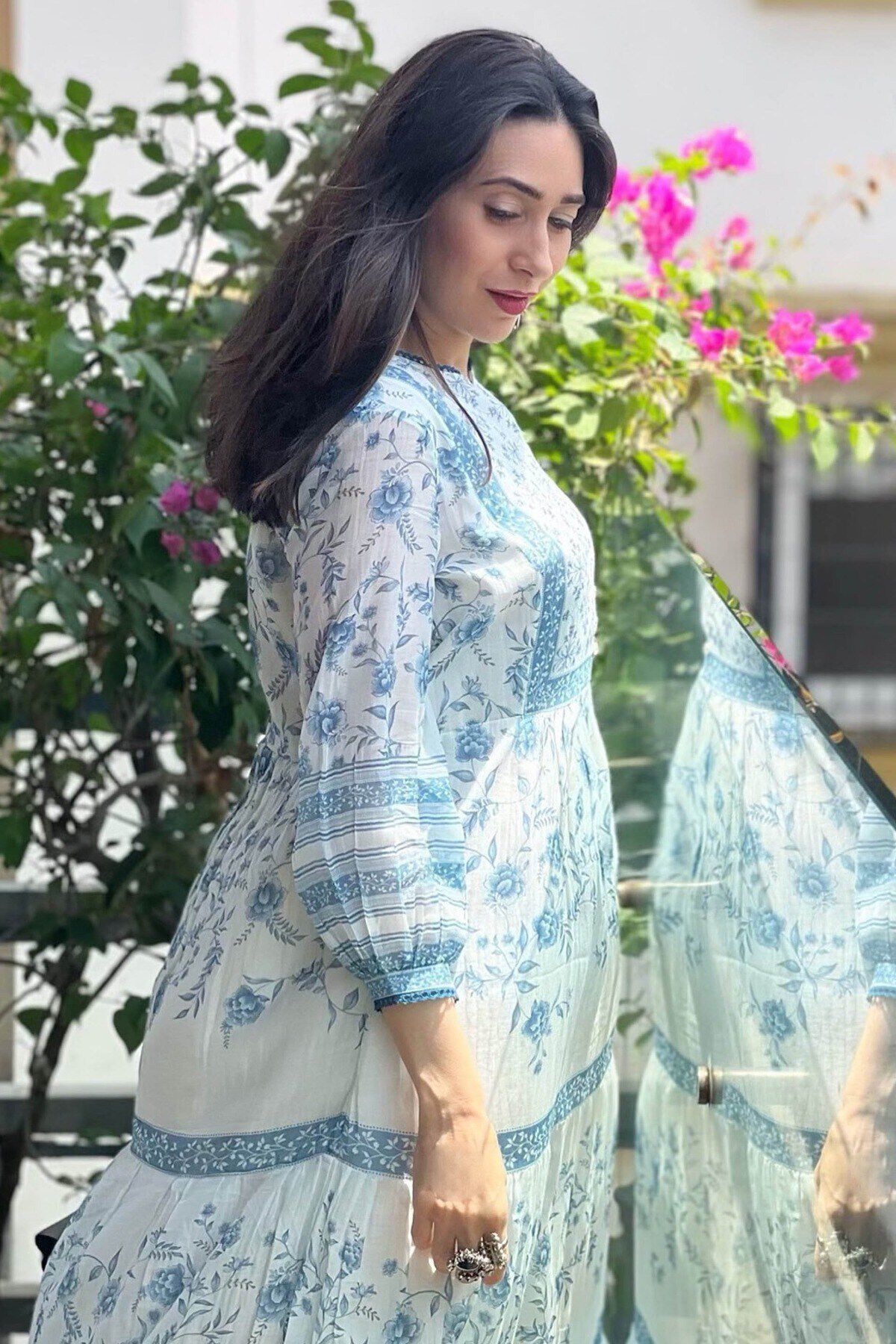 Anita dongre outfits store