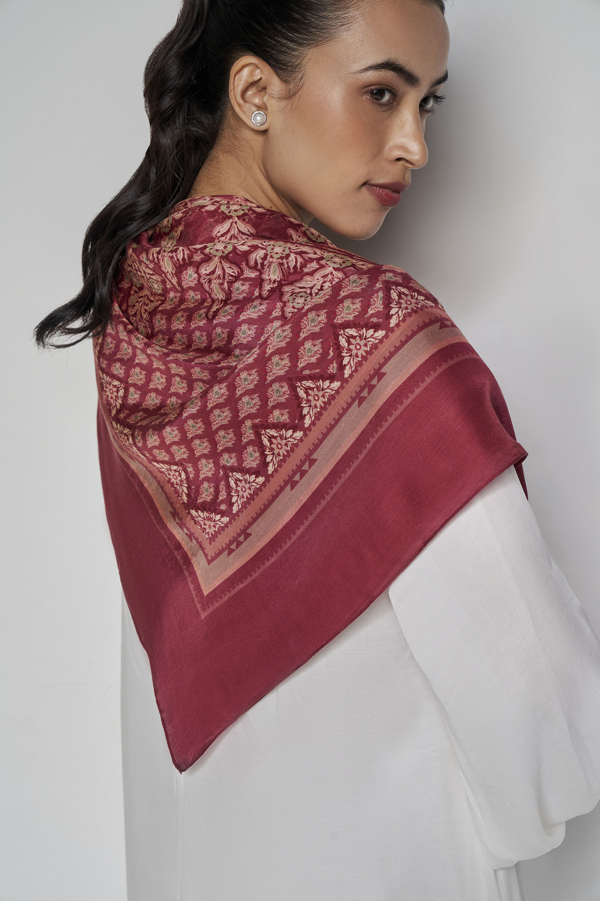 Anita dongre scarf store