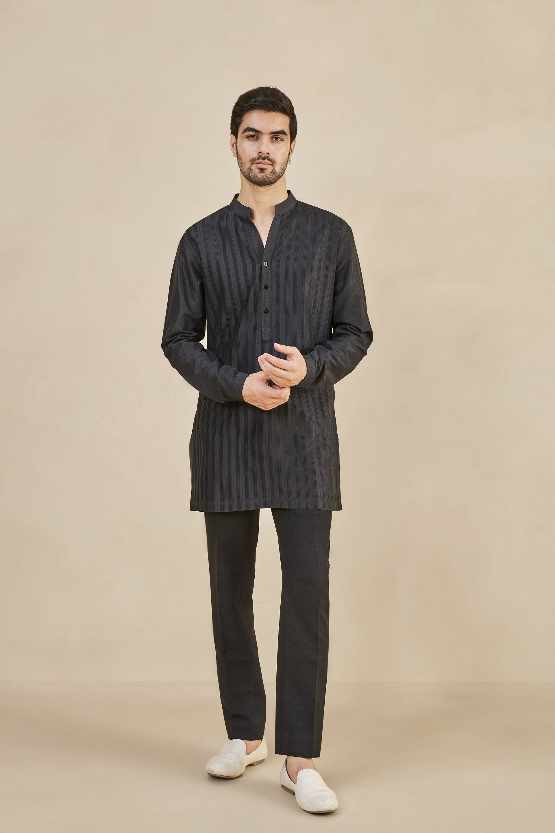 Fiadh Silk Kurta - Black