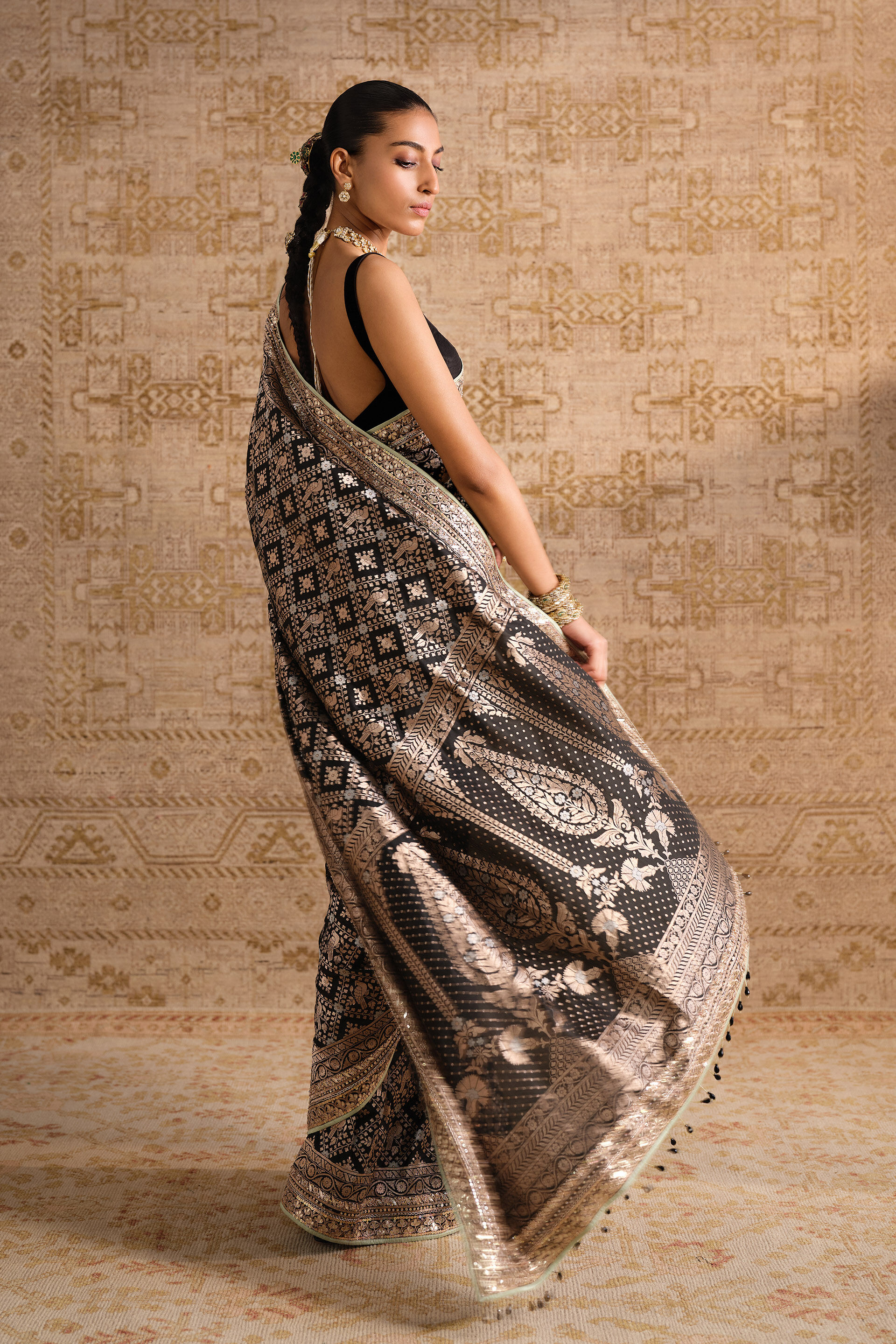 Nirjara Handwoven Benarasi Silk Saree - Black, Black, image 4