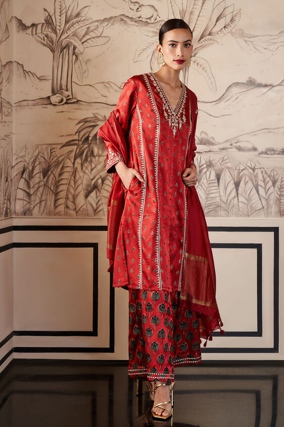 4-suit, image 4