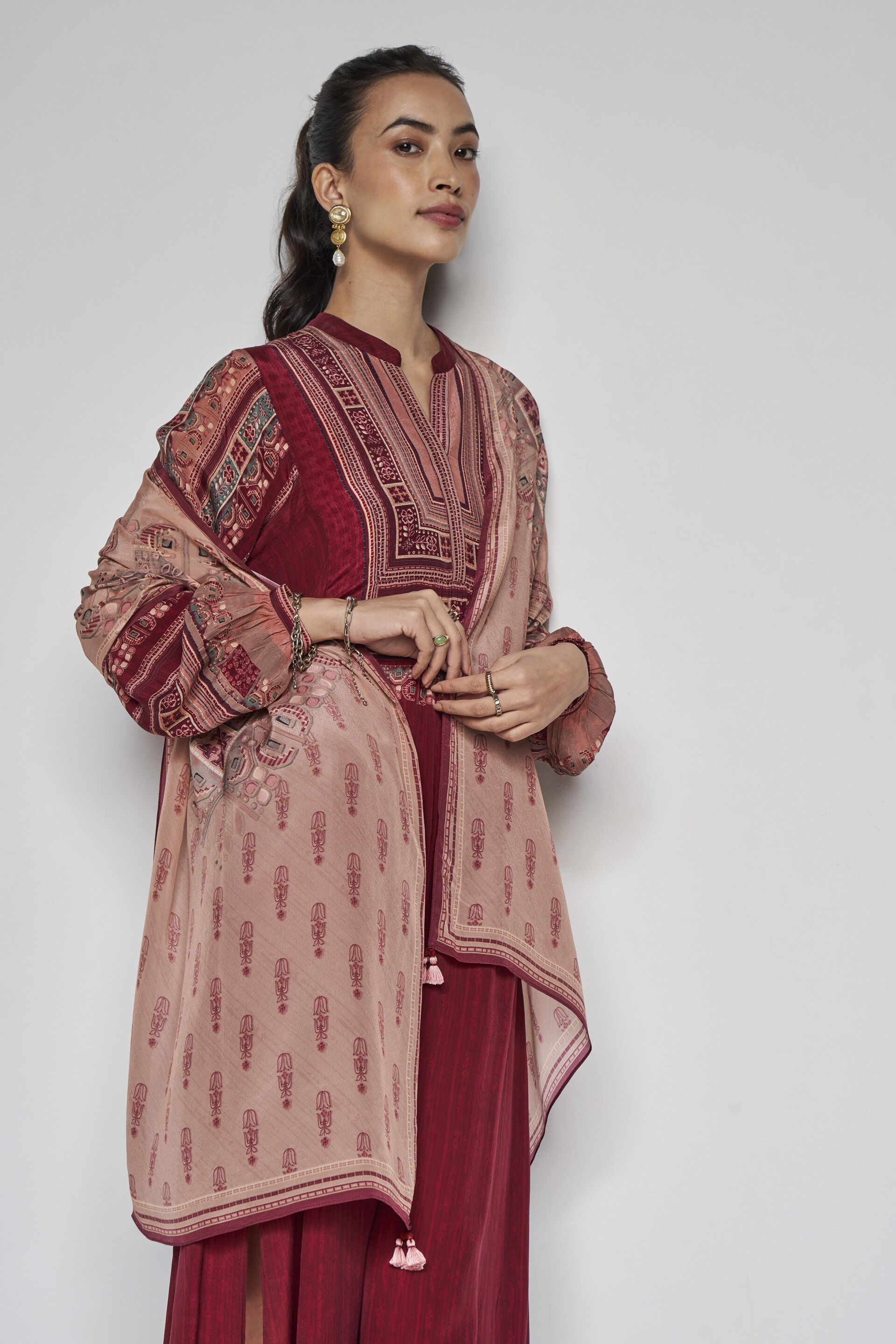 Rosario Stole - Onion Pink