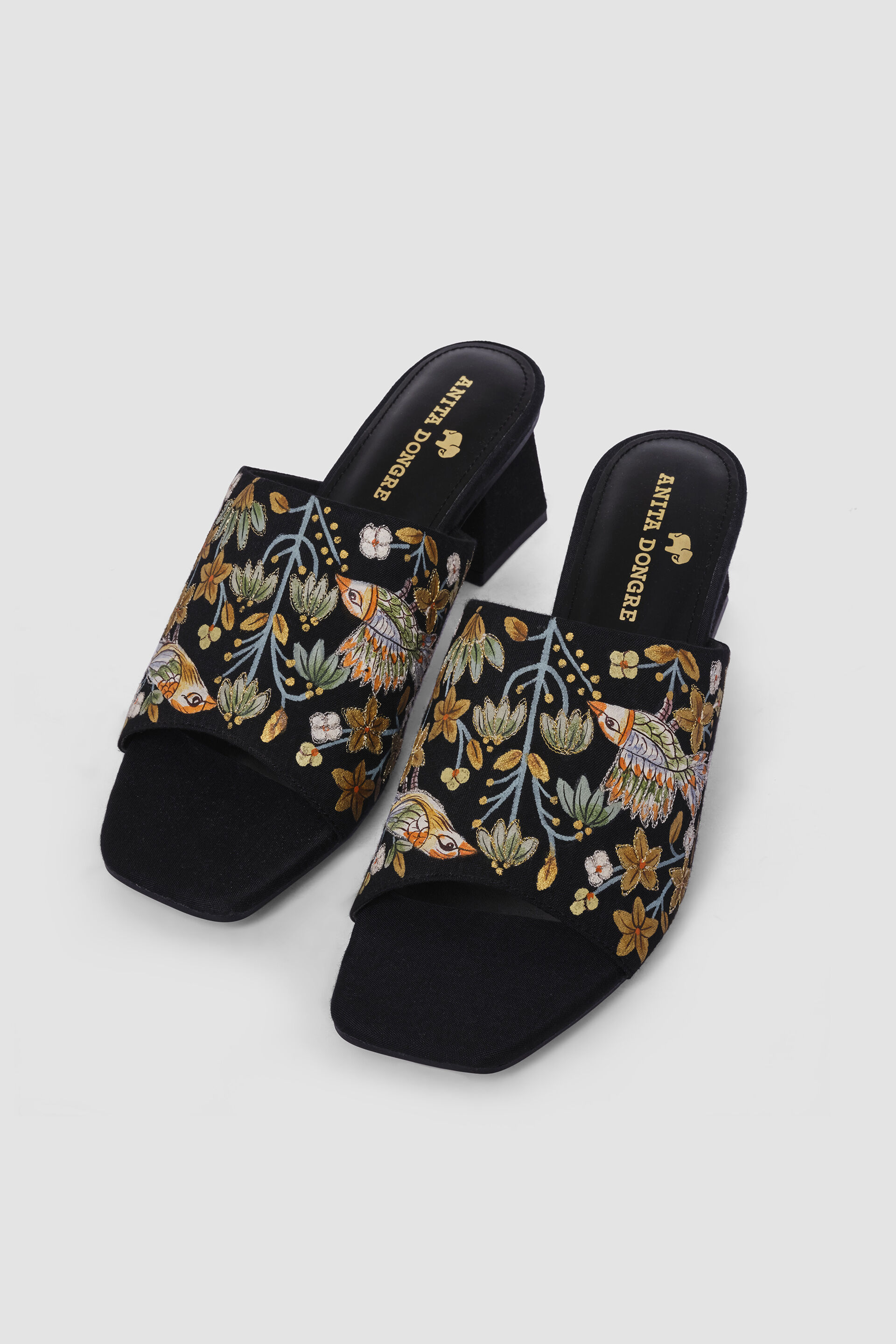 Flora &amp; Fauna Hand-painted Pichhwai Heels - Black