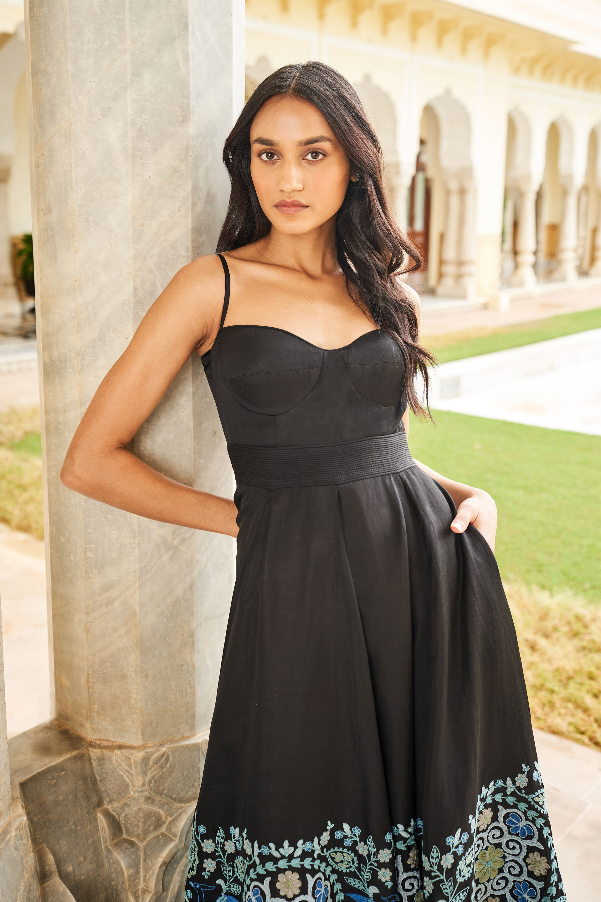 Anita dongre outfits shop