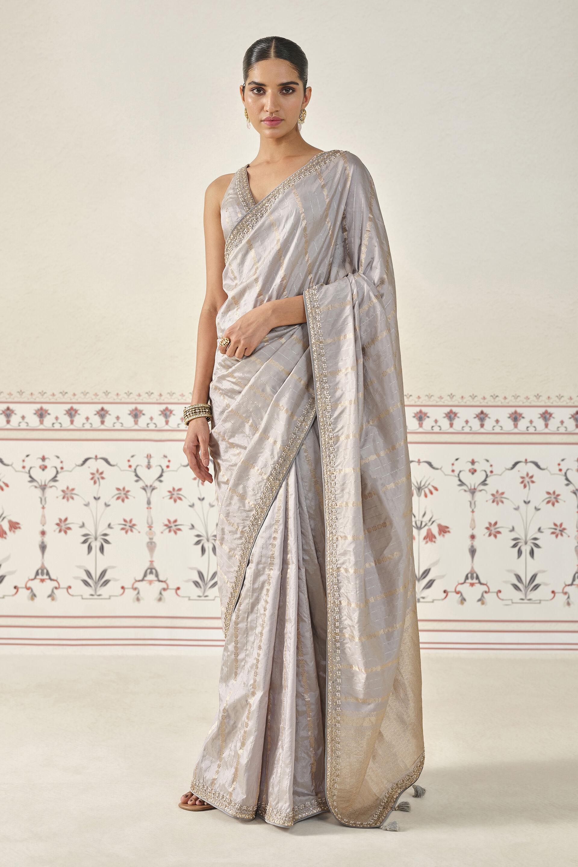 Ardvisura Handwoven Benarasi Saree Set - Grey