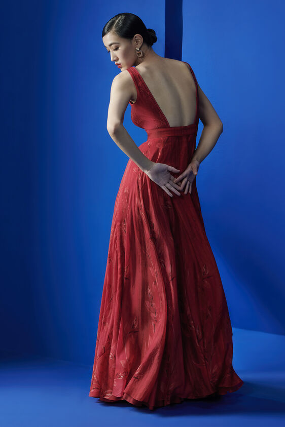Kahlo Gown, Red, image 2