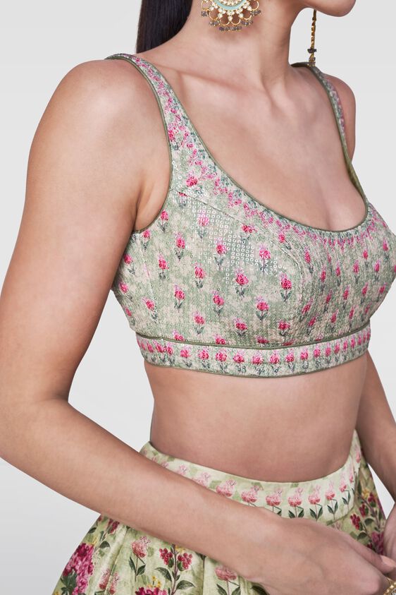 6 - Neharika Lehenga, image 6