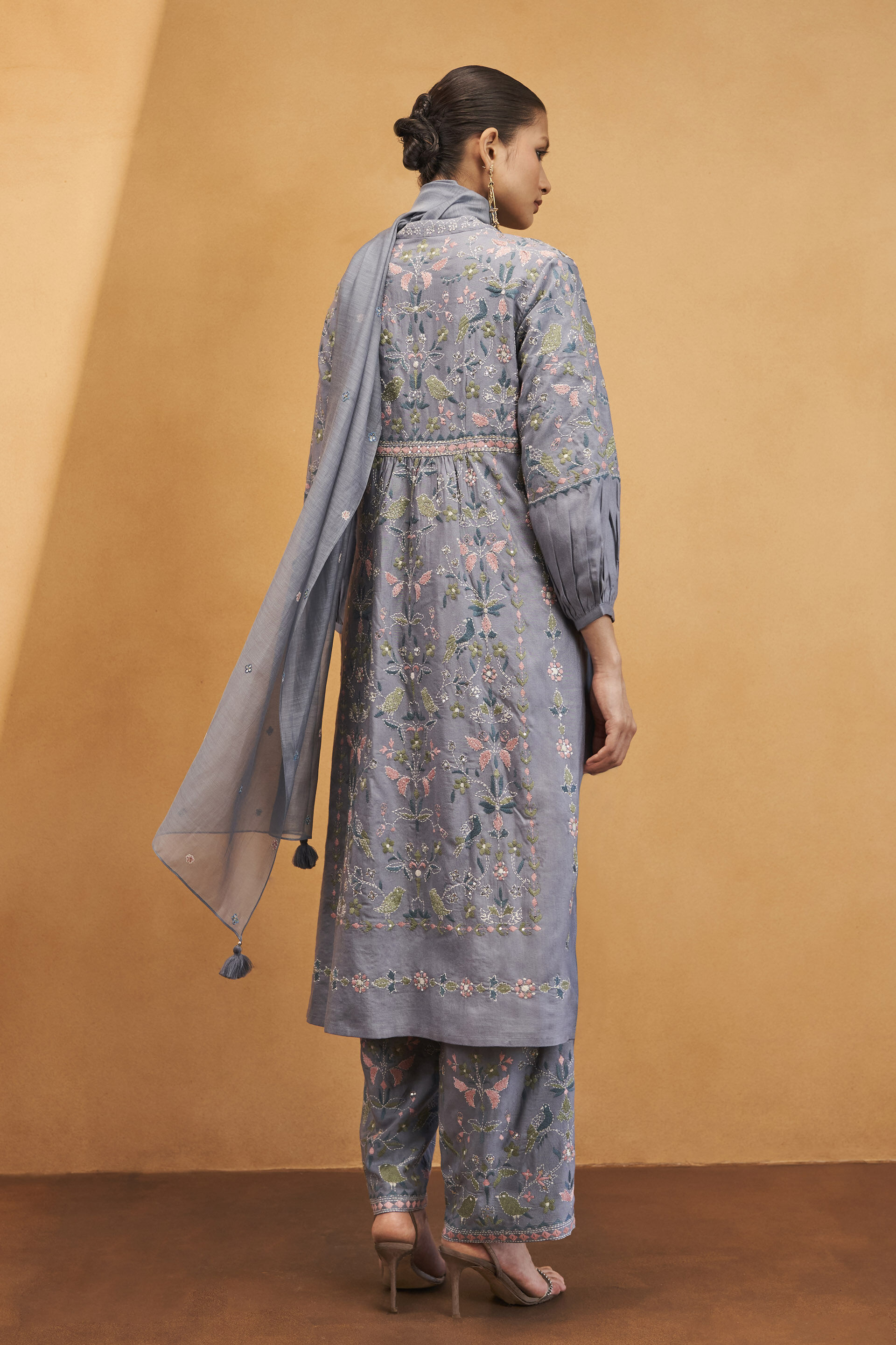 Hrutvi Suit Set - Slate Grey