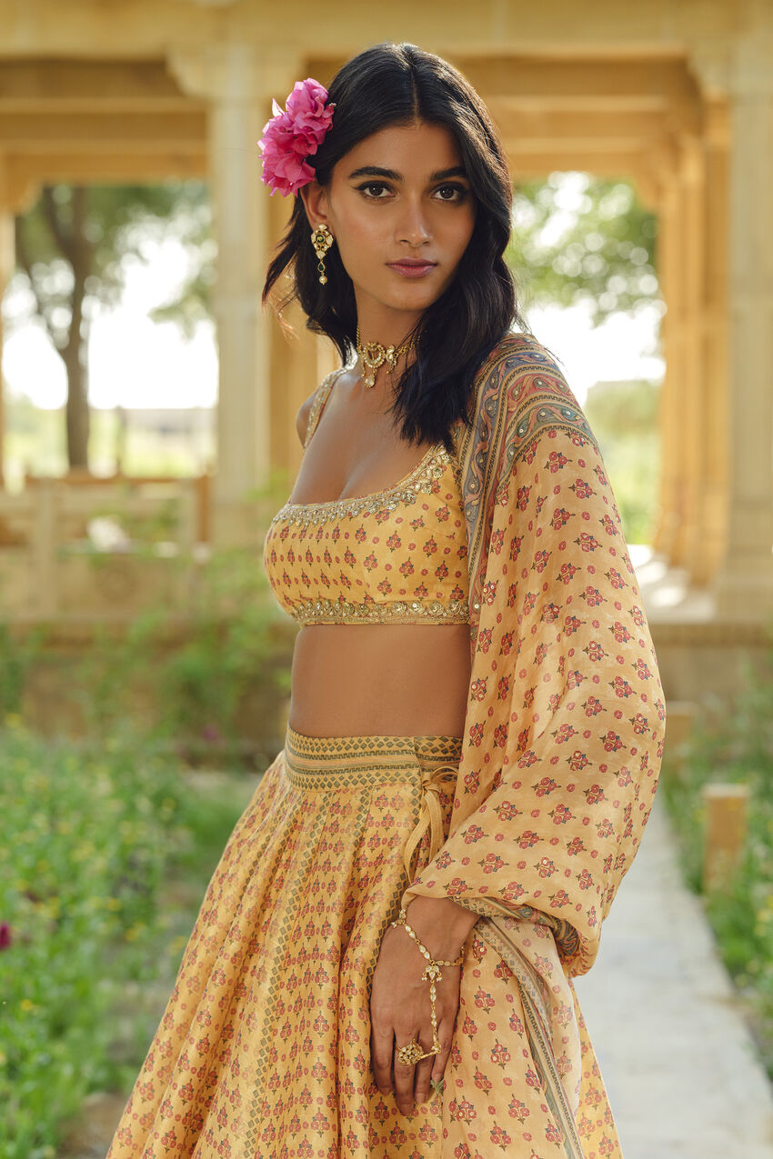 Buy Designer Lehenga for Women Online at USA | Anita Dongre Buy Designer Lehenga for Women Online at USA | Anita Dongre
