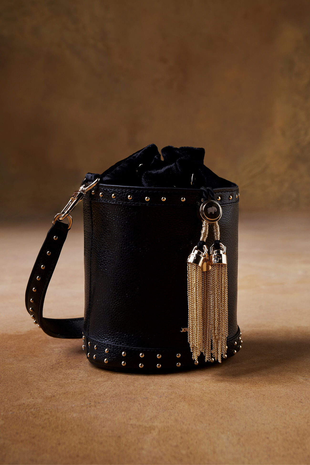 From The Wilderness Bucket Bag - Nocturnal Black, Black, image 1