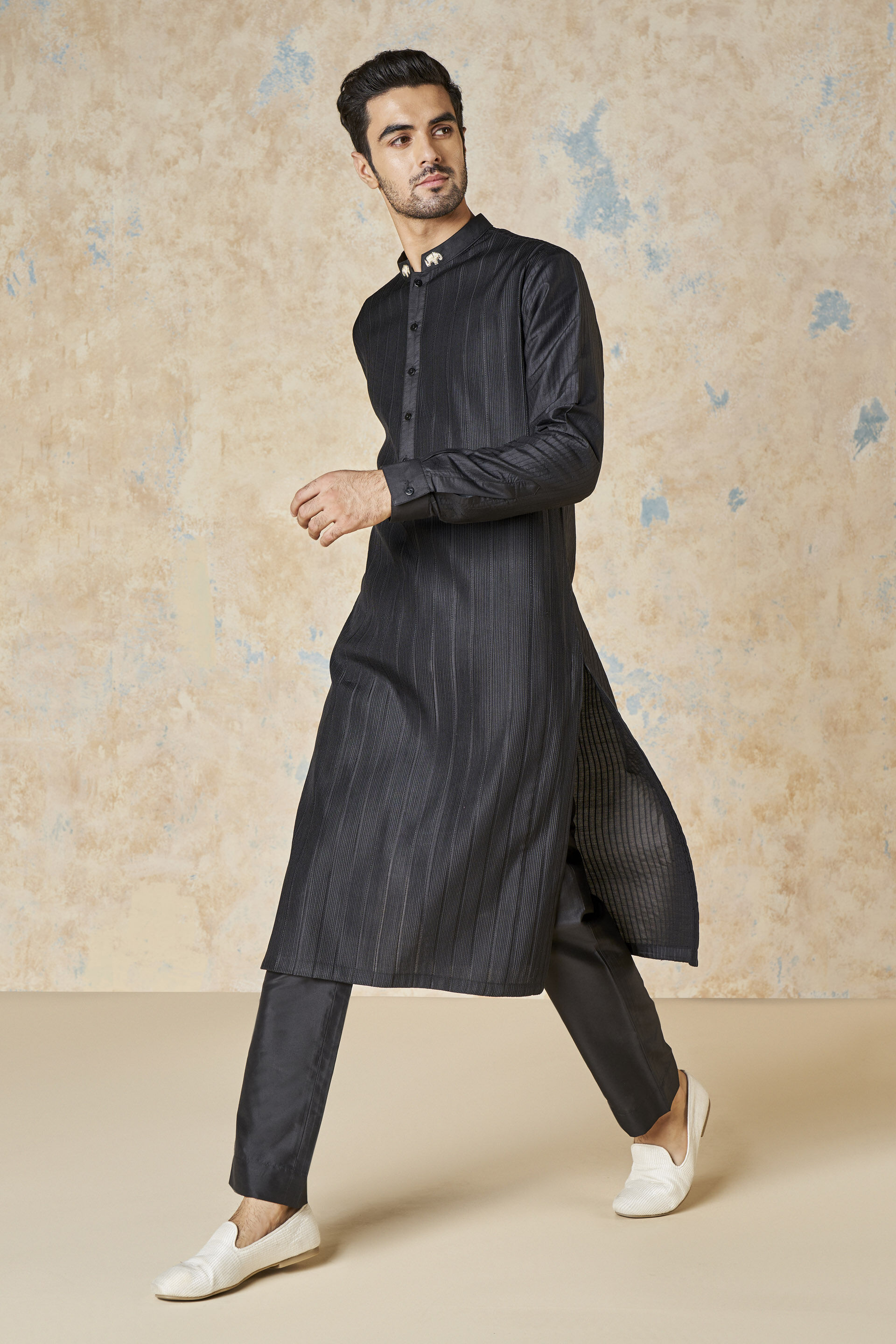 Sifar Silk Kurta - Black, Black, image 4