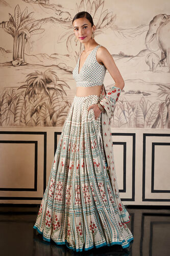 Dua Lehenga, Cream, image 8