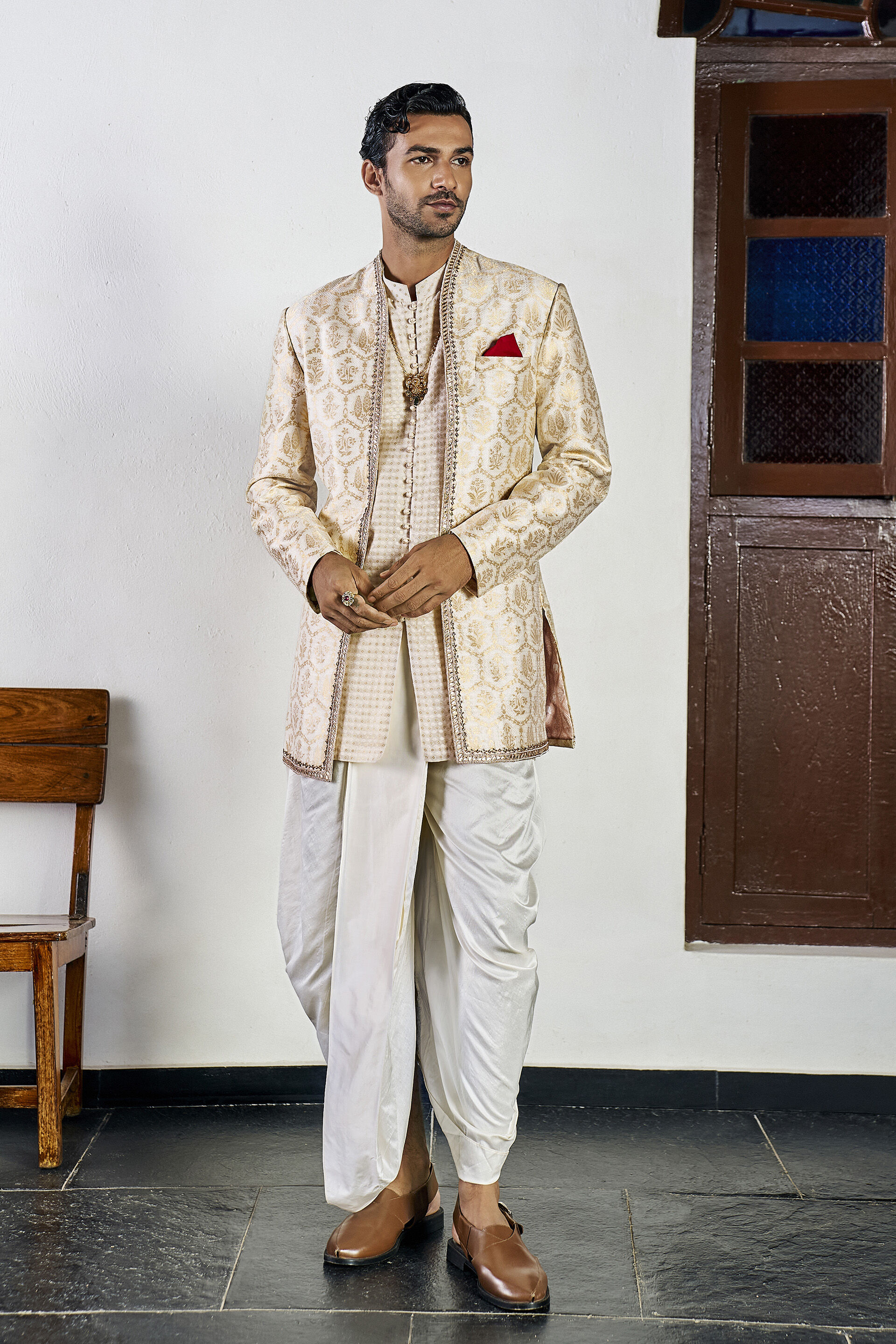 Hriday Kurta in Ivory Benarasi