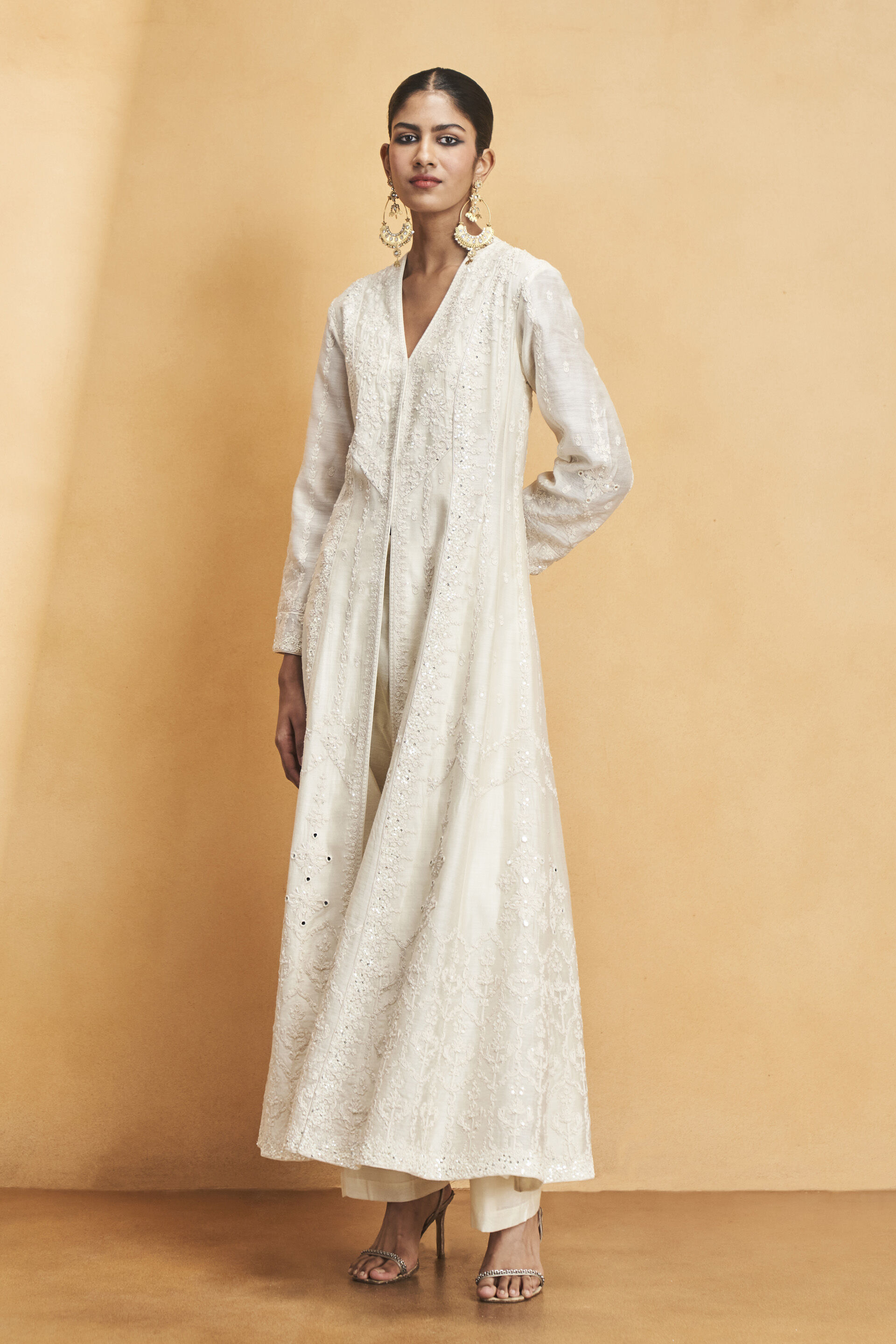 Nahid Embroidered Silk Kurta Set - White