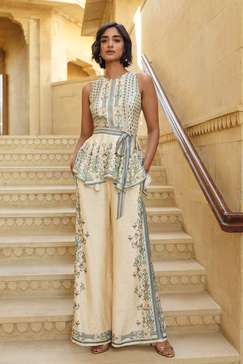 Buy Ethnic Co-Ord Sets for Women Online in USA - Anita Dongre Buy Ethnic Co-Ord Sets for Women Online in USA - Anita Dongre
