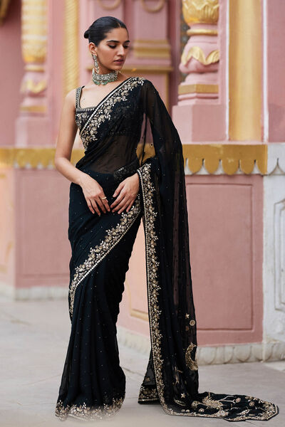 Designer Fancy Drape Sarees for Woman at Rs 5880