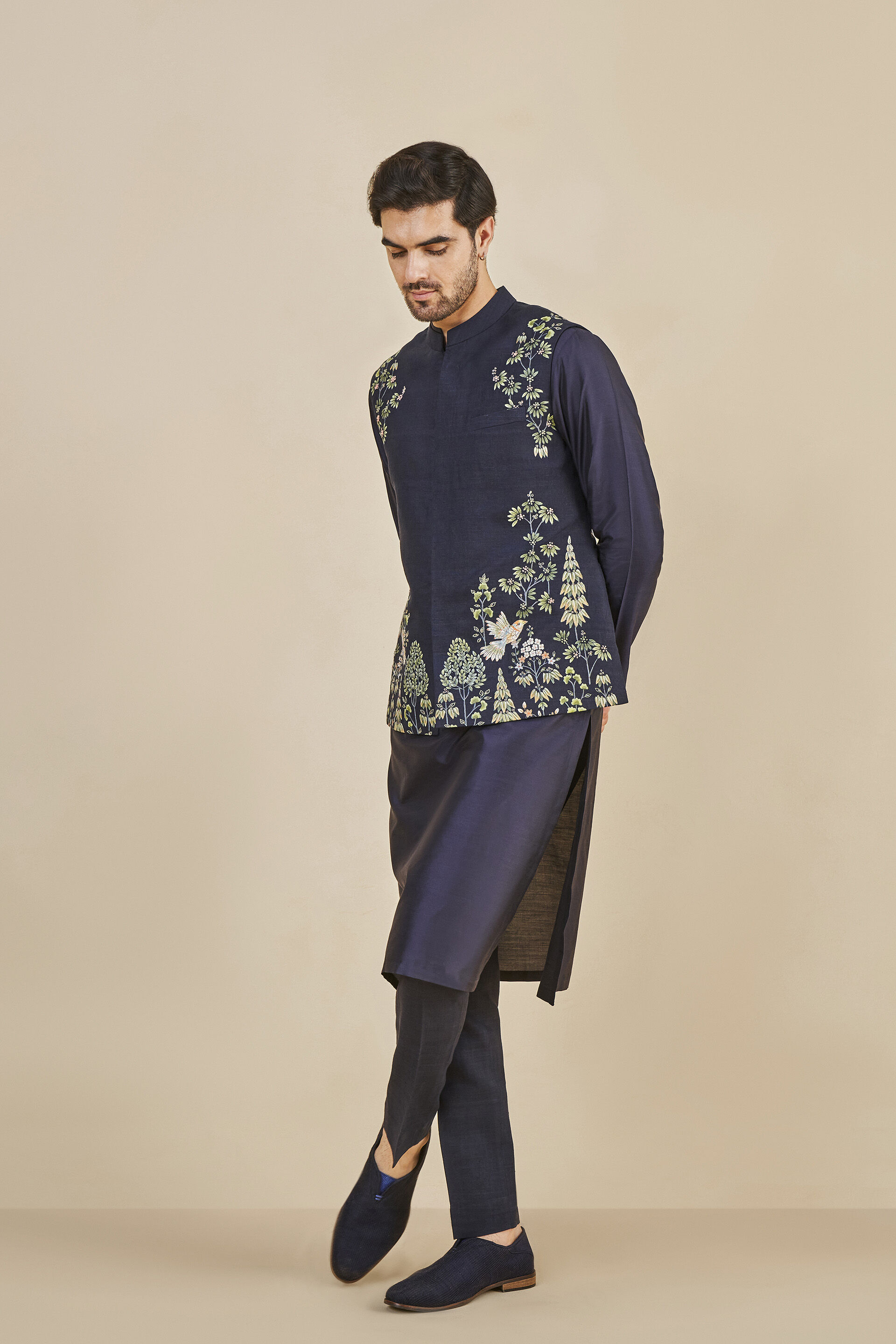 Buy Nikunj Hand painted Pichhwai Silk Nehru Jacket Navy Online for Wedding from Anita Dongre