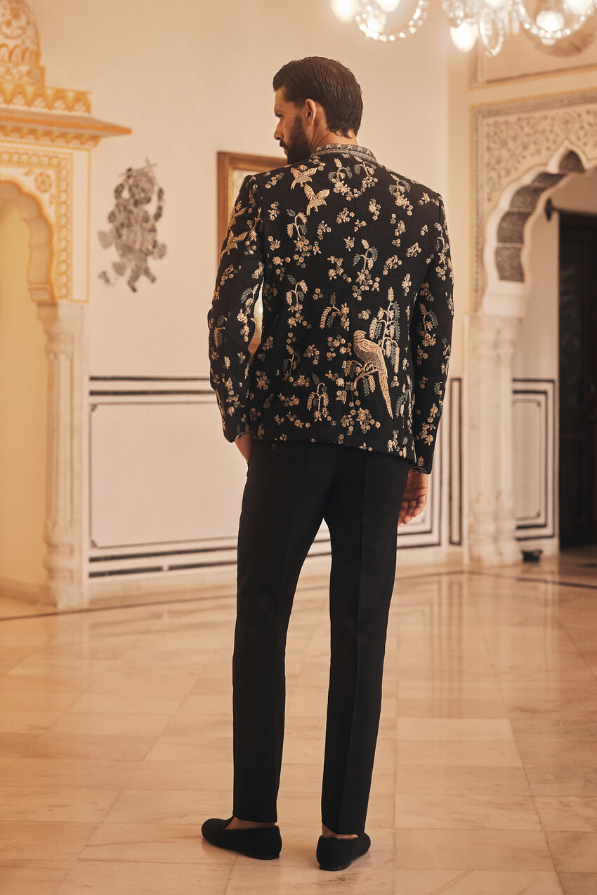 Buy Designer Wedding Dresses for Men & Groom Online in USA | Anita Dongre Buy Designer Wedding Dresses for Men & Groom Online in USA | Anita Dongre