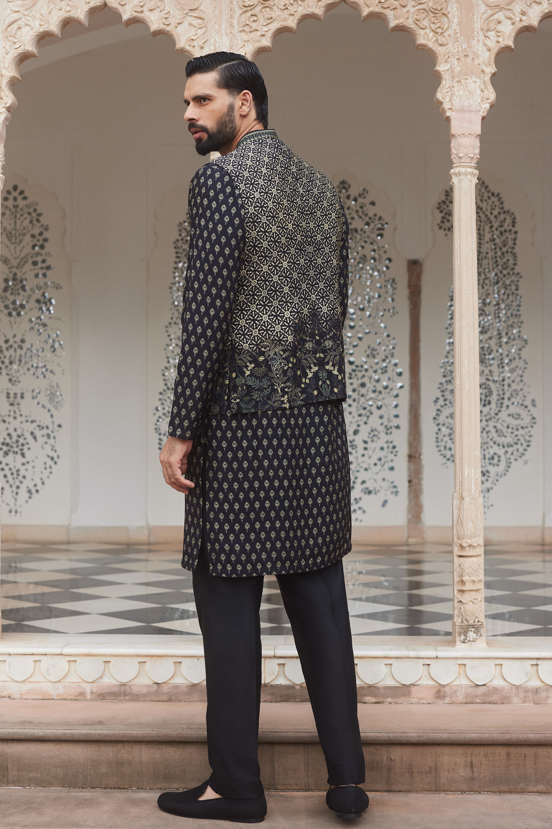 Yasen Silk Nehru Jacket - Black