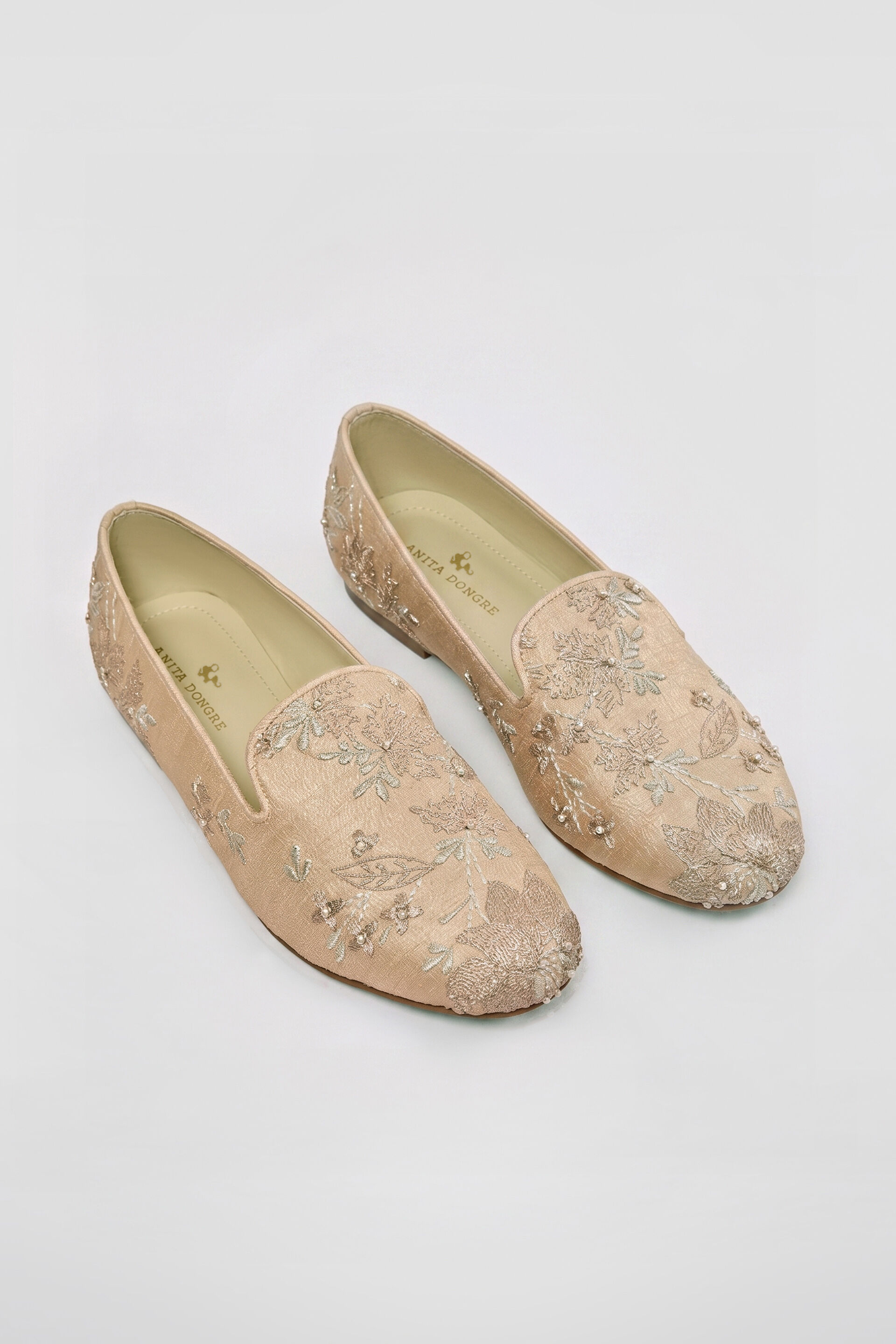 Avnendra Embroidered Silk Mojris - Champagne