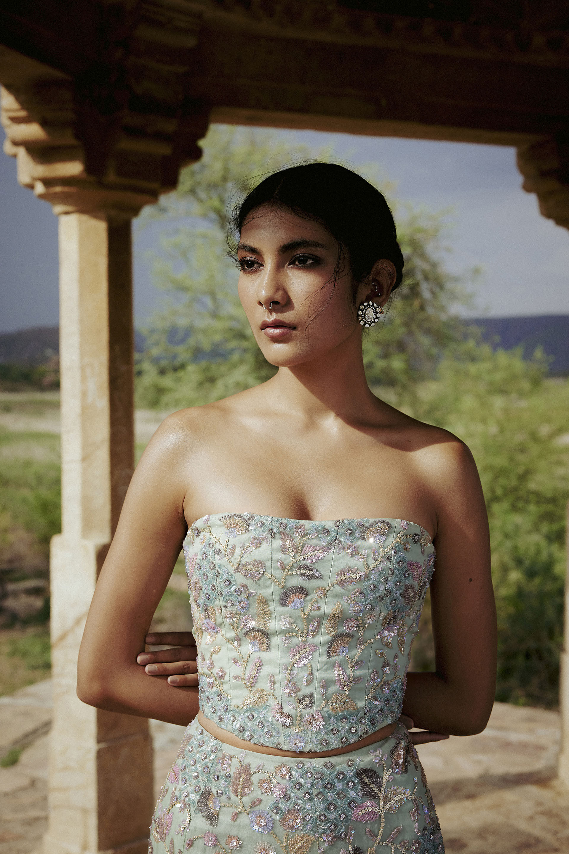 【★超目玉】 Buy Kusha Skirt Set - Sage Online for Women from Anita Dongre 個人装備