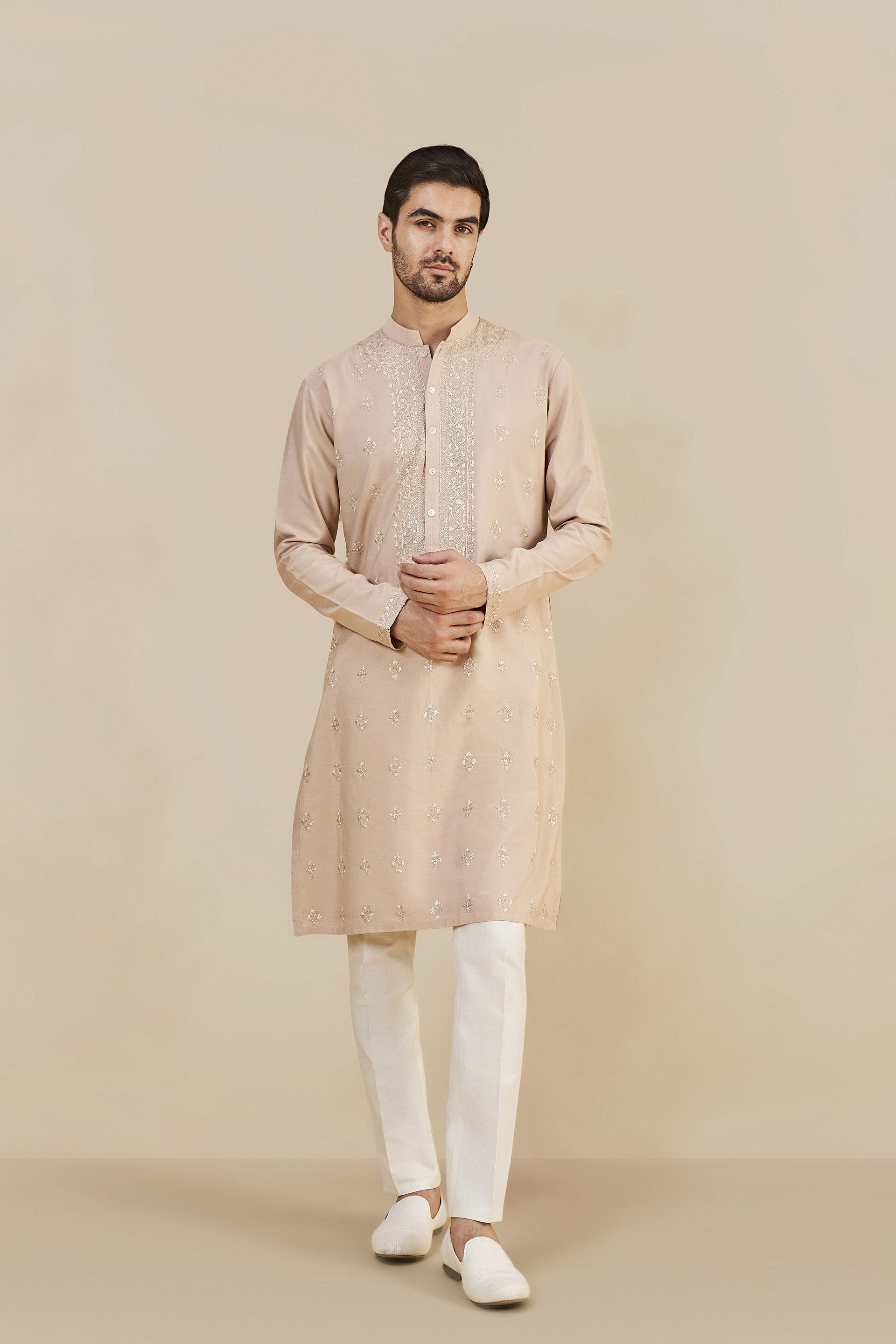 Shirom Embroidered Chikankari Kurta - Salmon