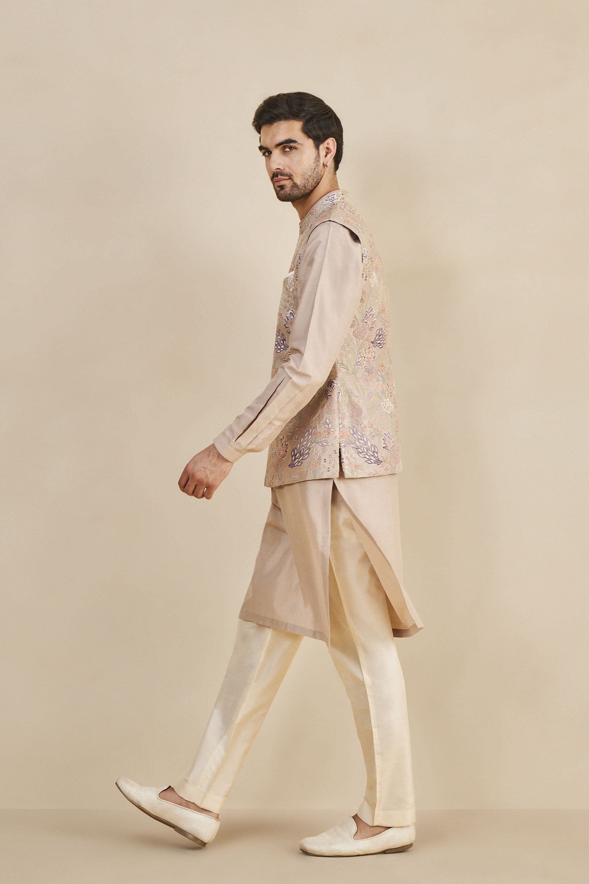 Buy Mizan Nehru Jacket Peach Online for Wedding from Anita Dongre