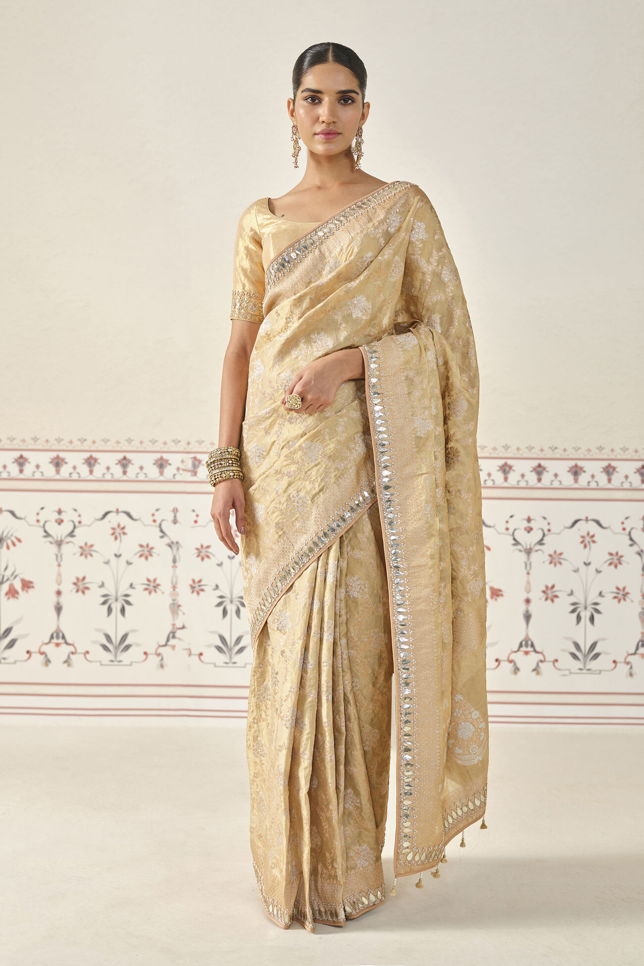 Nalina Handwoven Benarasi Silk Saree, Gold, image 3