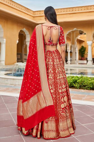 Valimai Lehenga Set, Red, image 3