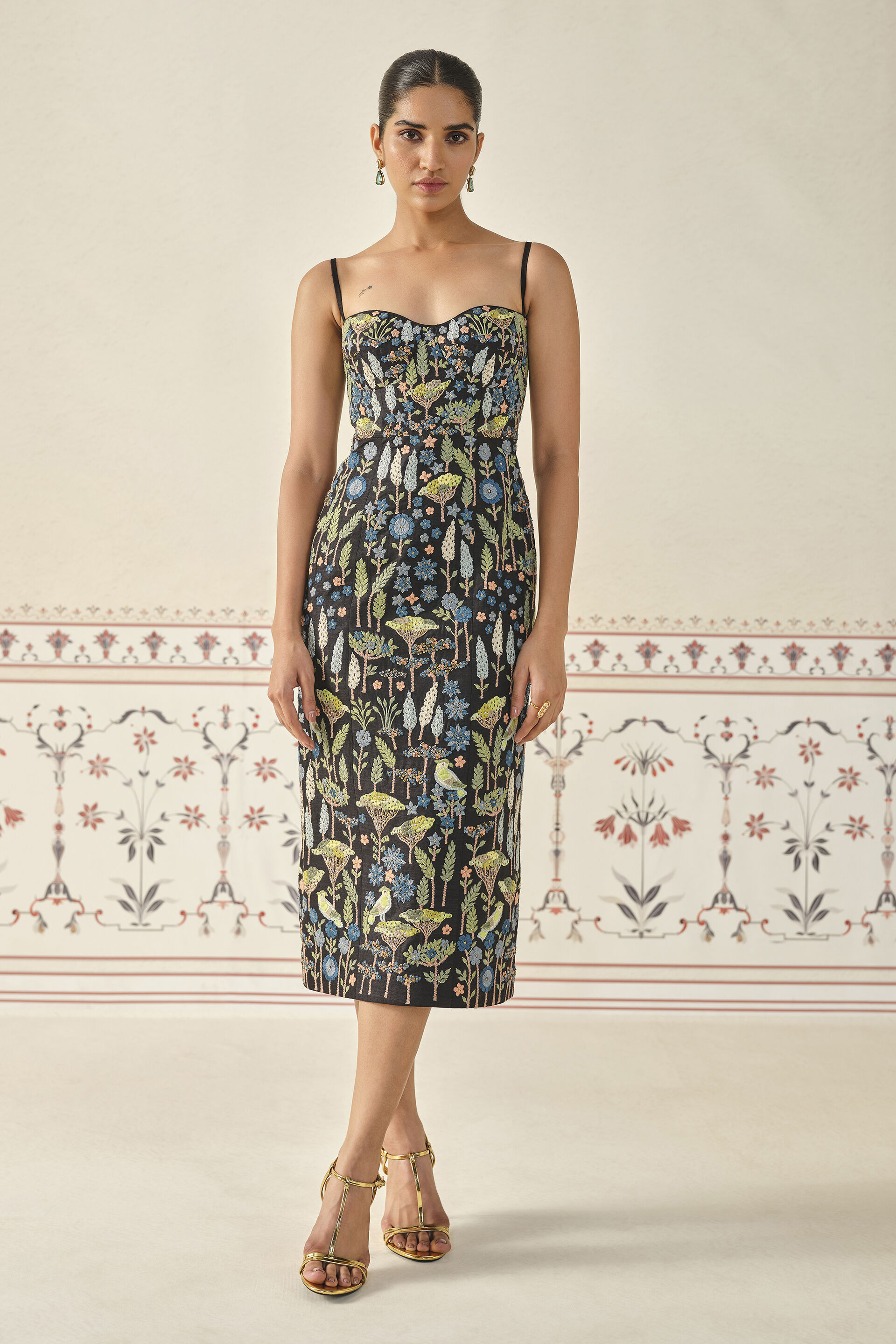 Anita dongre outfits shop