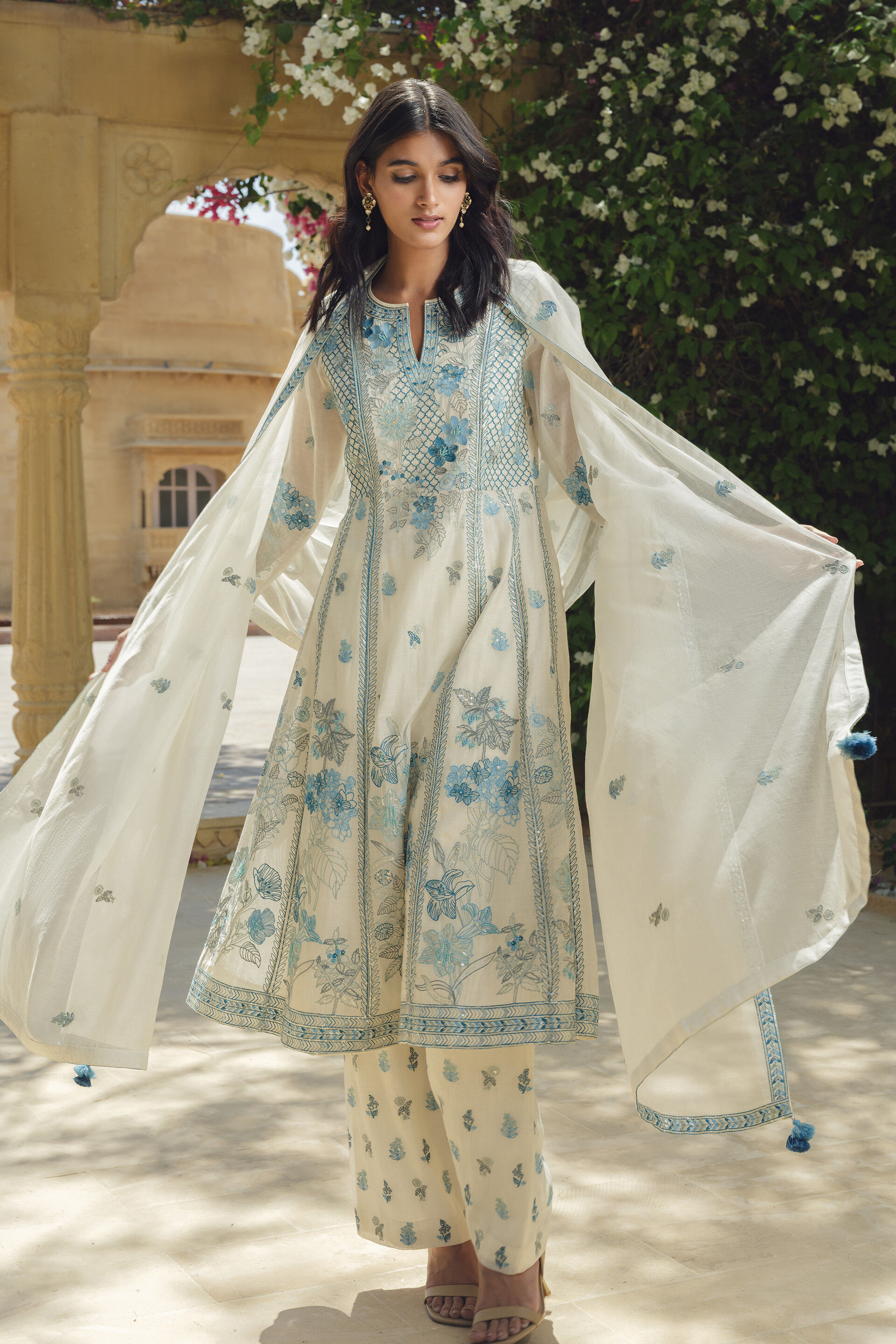 Hafdis Embroidered Mul Suit Set - Natural