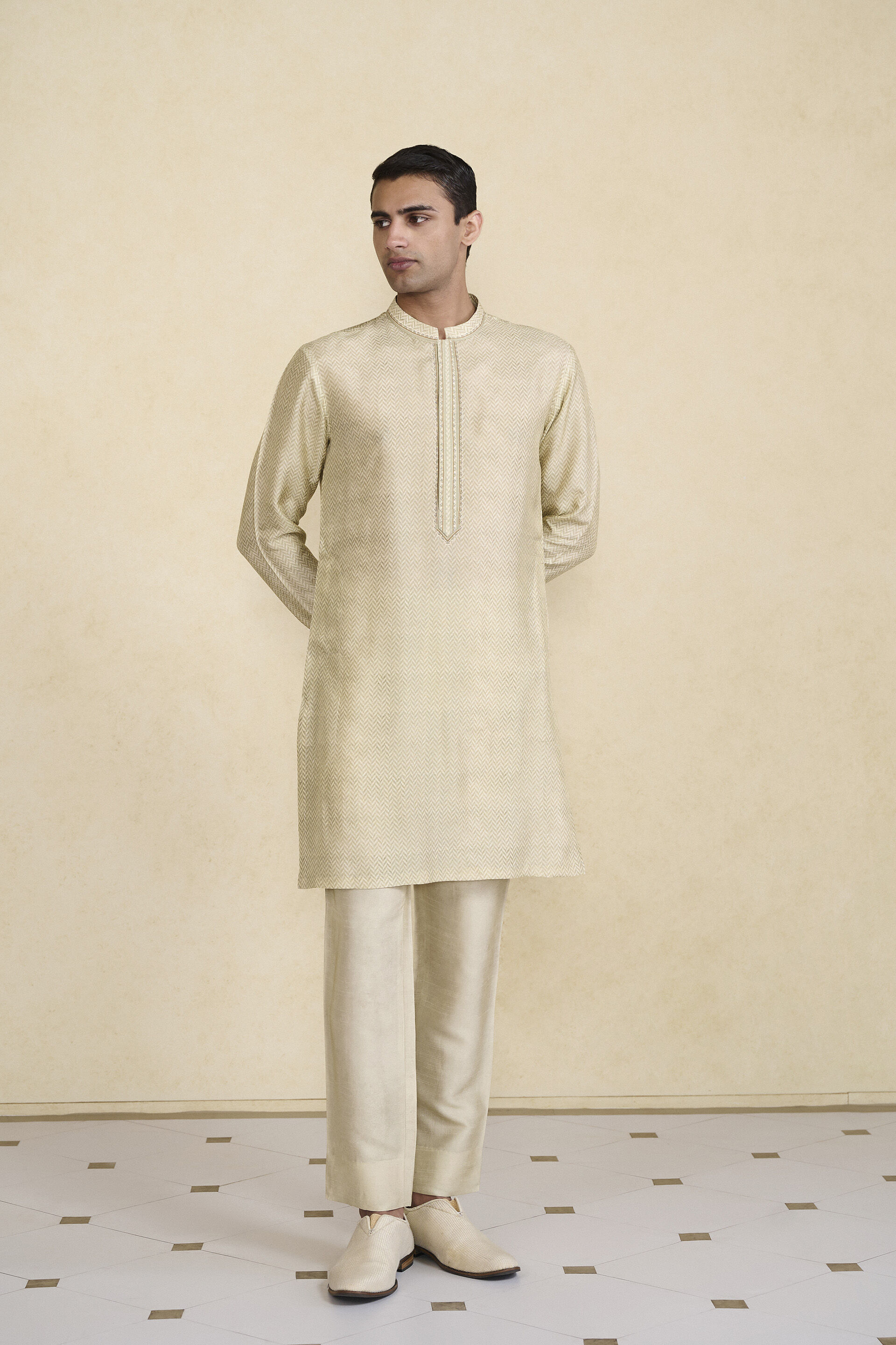 Kanishkan Kurta - Beige