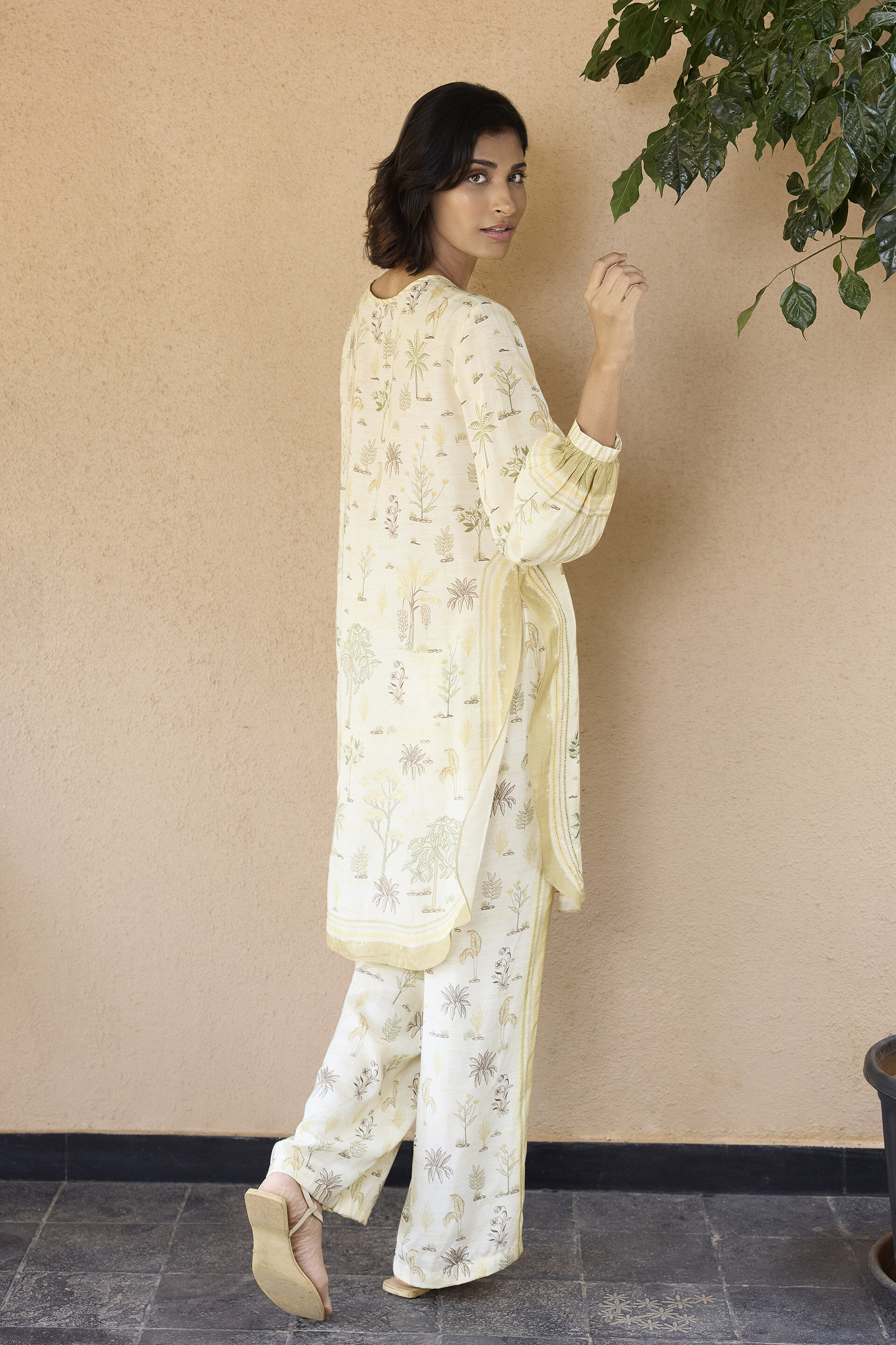 Season Song Hand-embroidered Kantha Co-ord - Ivory