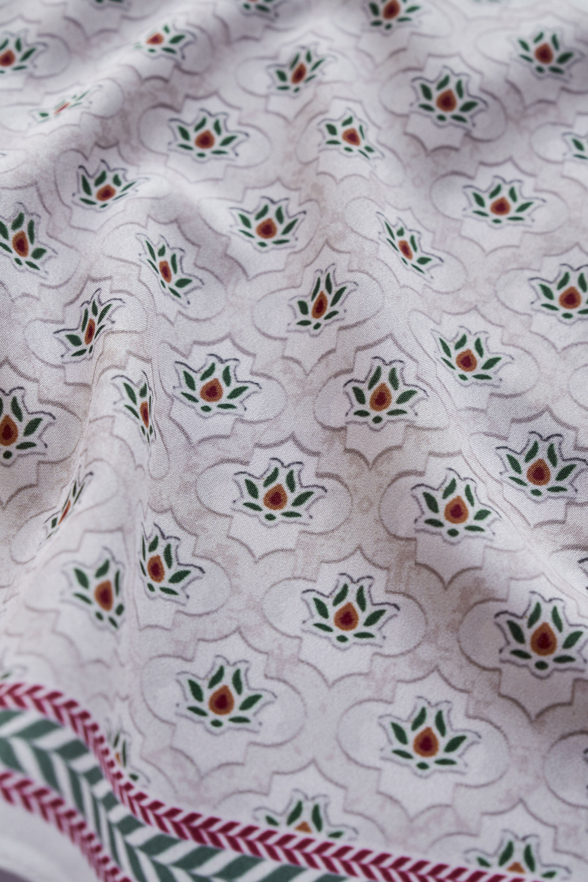 Deevij Pocket Square - Off White