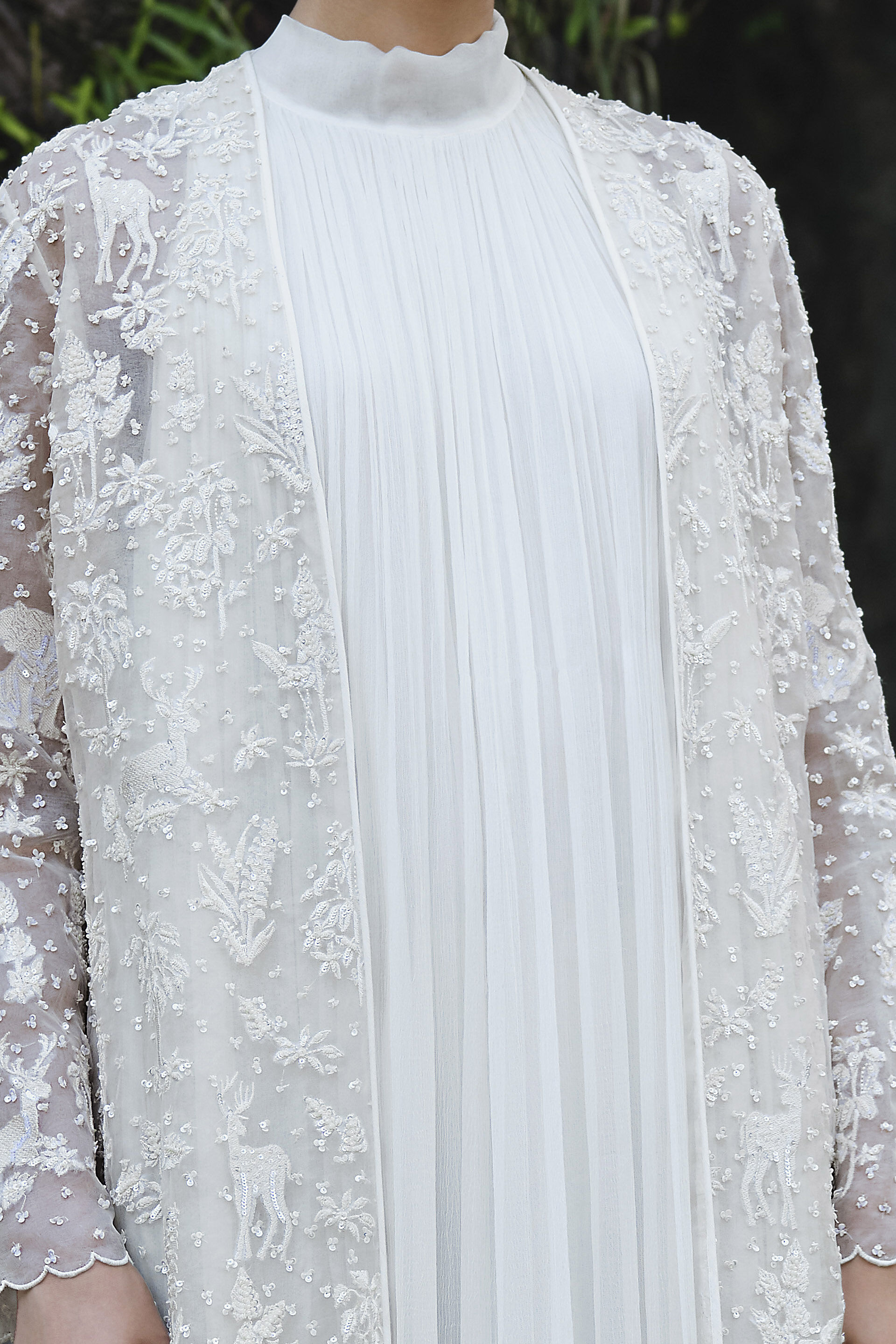 Mountain Mist Embroidered Jacket Set - Ivory