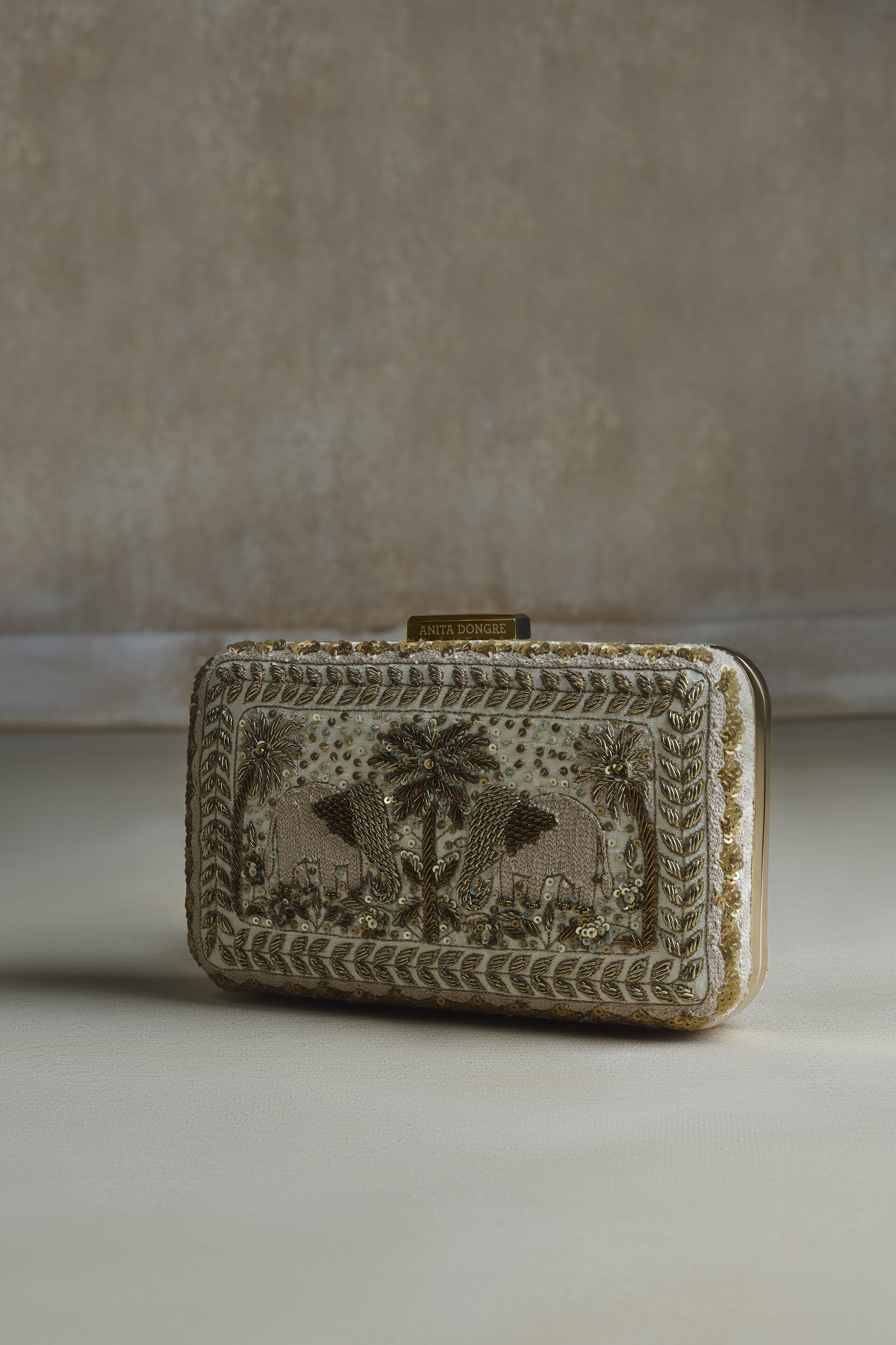 Haathi Harmony Clutch - Ivory