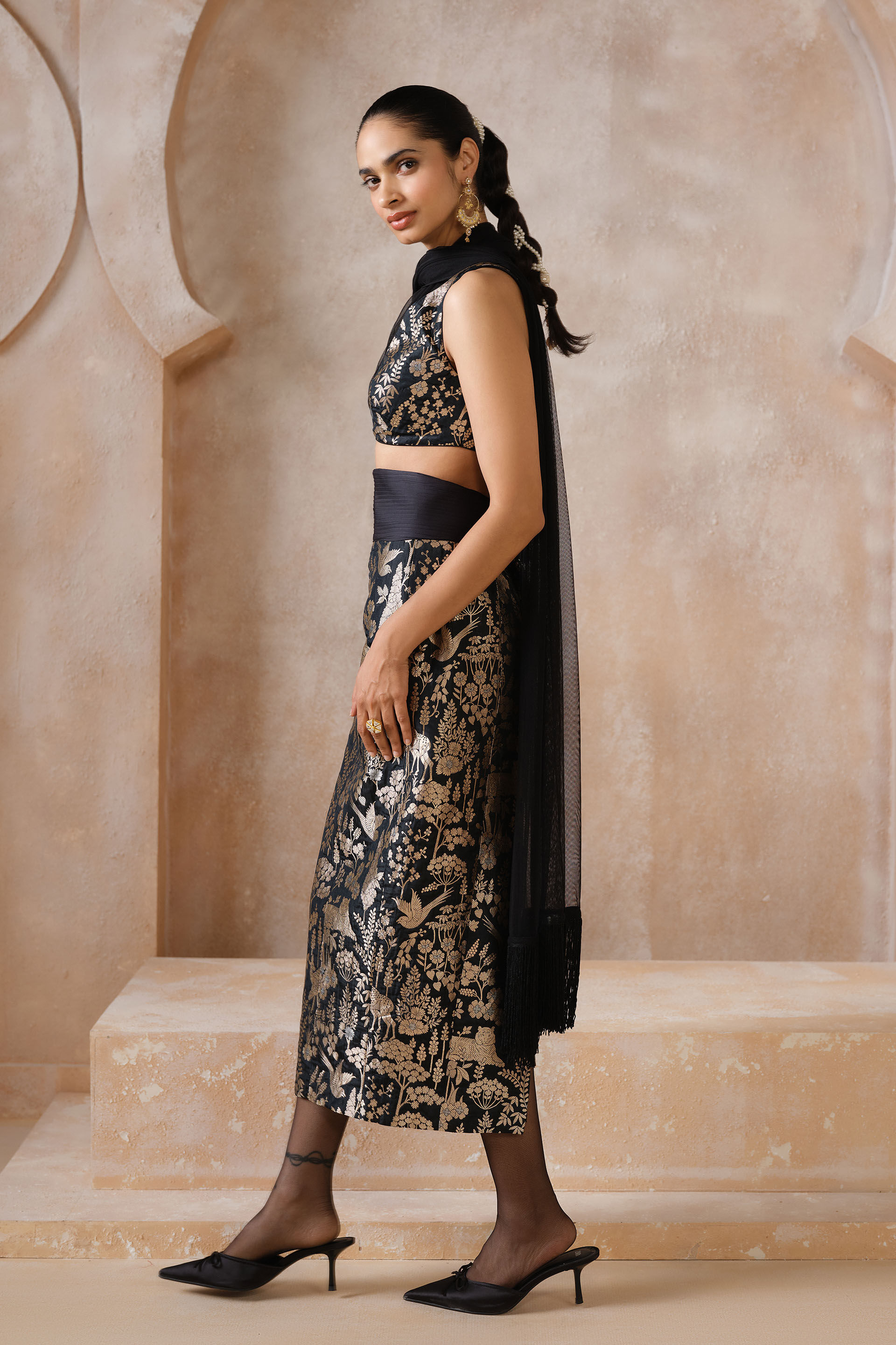 Masara Handwoven Benarasi Silk Draped Dupatta Set - Black, Black, image 3