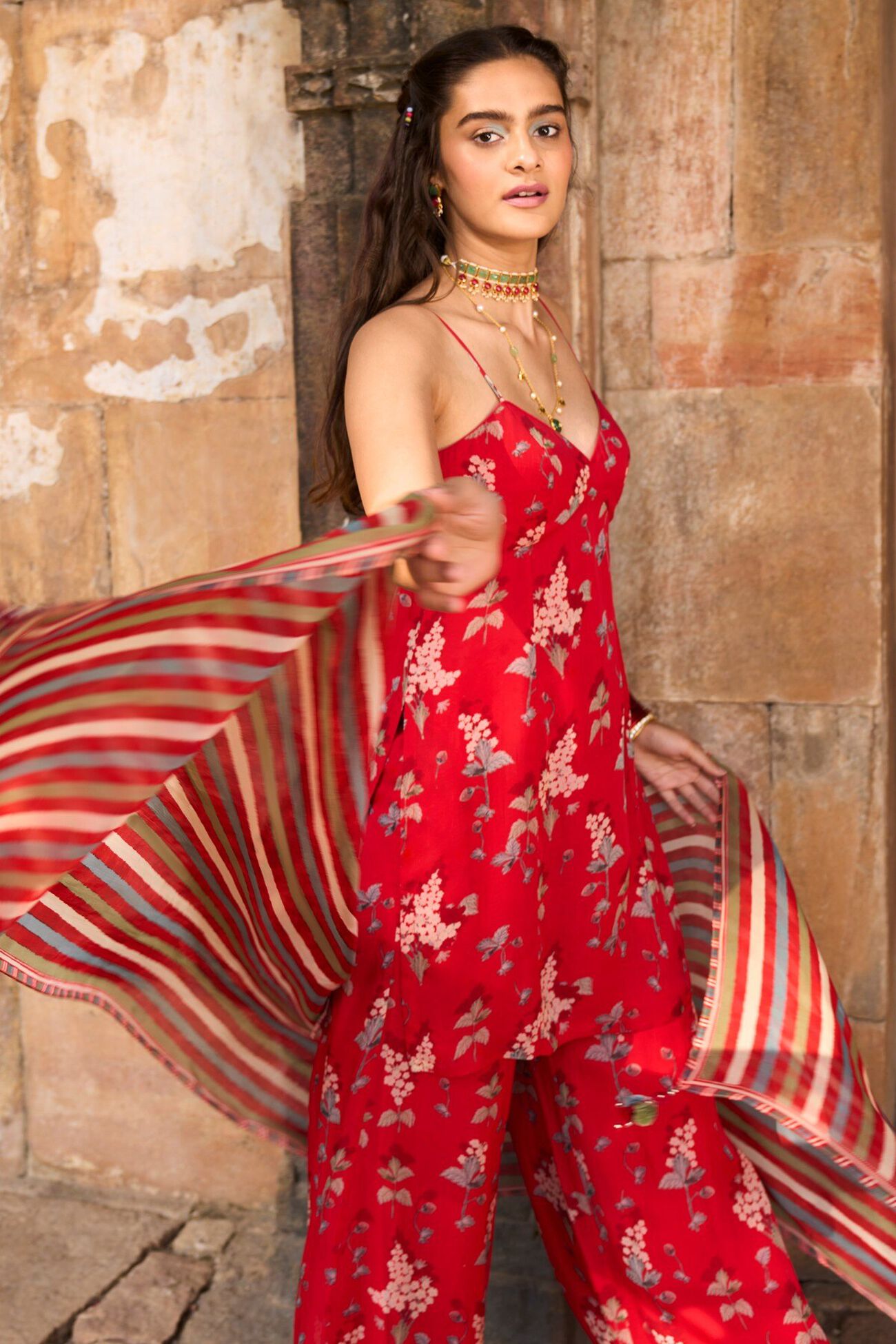 4 - Aura Sharara Set – Red, image 4