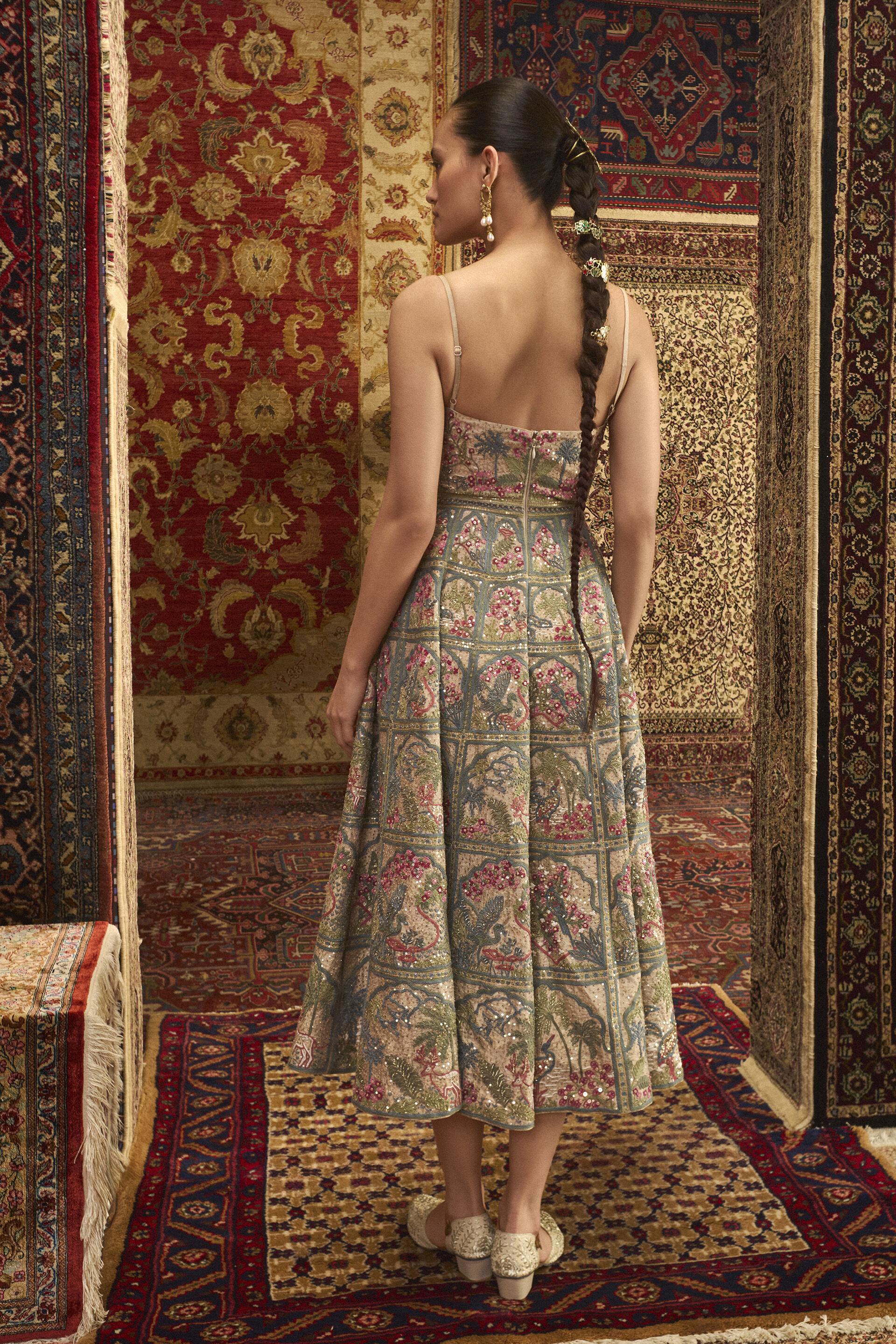 Idika SEWA Hand-embroidered Dress - Gold