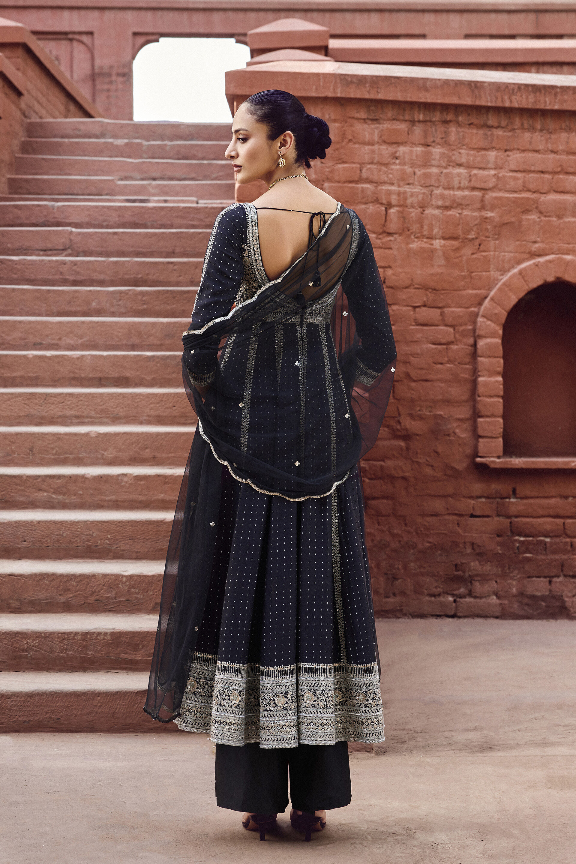 Afruza Embroidered Silk Suit Set - Black