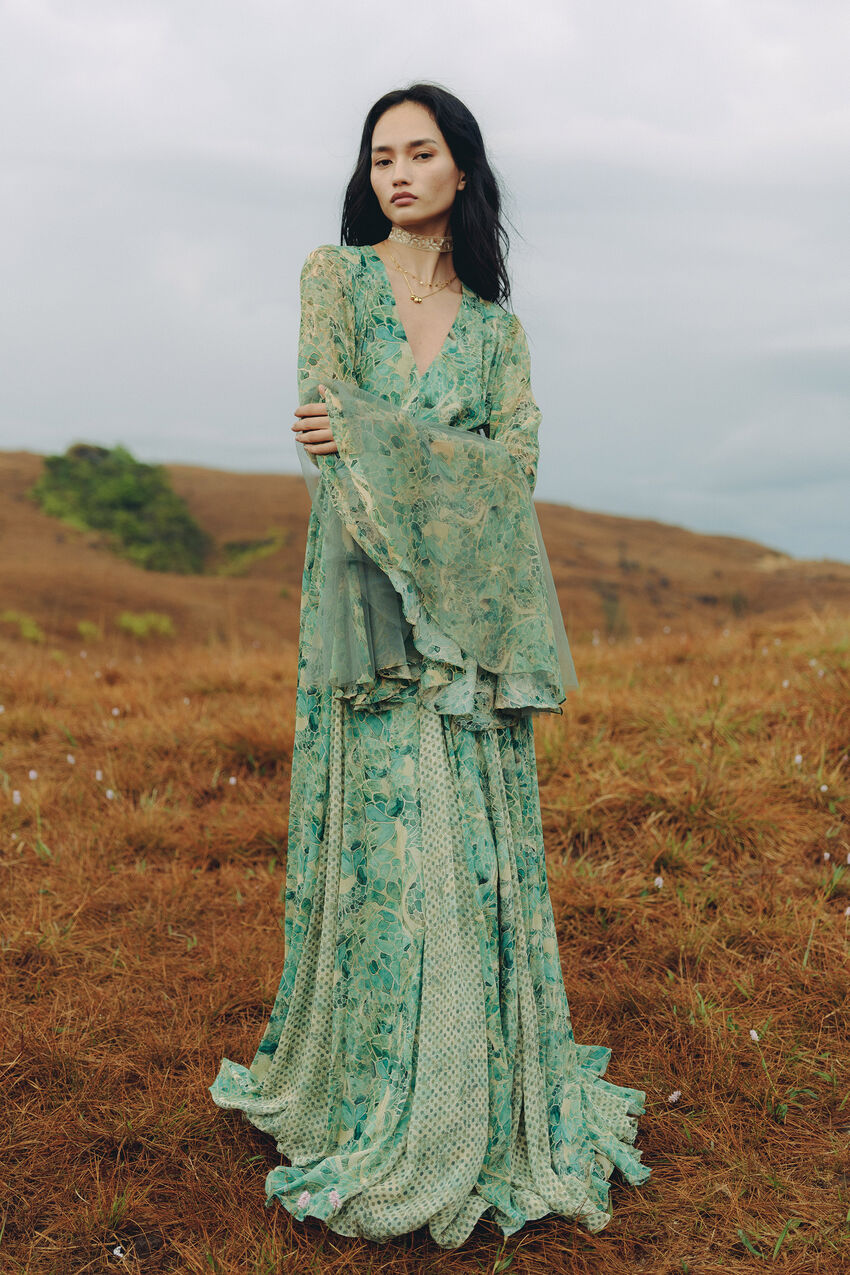 Shop Designer Kaftans for Women Online USA | Anita Dongre Shop Designer Kaftans for Women Online USA | Anita Dongre