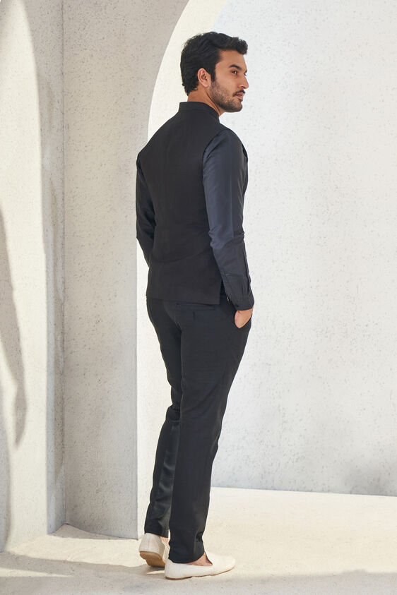 The Akshaj Bandi, Black, image 3