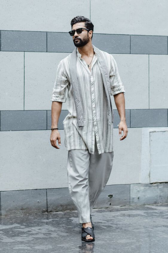 1 - Vaayu Kurta, image 1