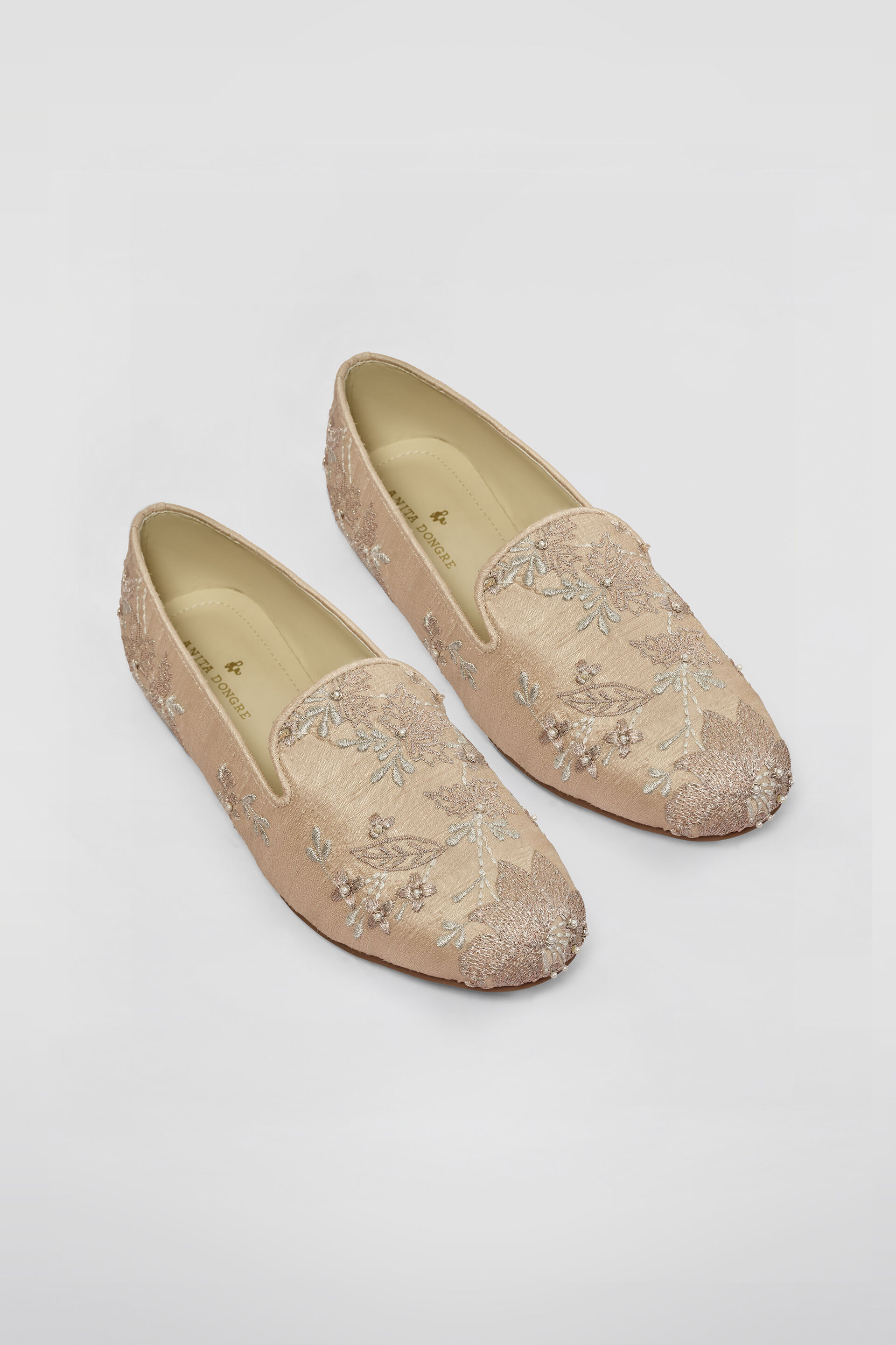 Avnendra Embroidered Silk Mojris - Champagne