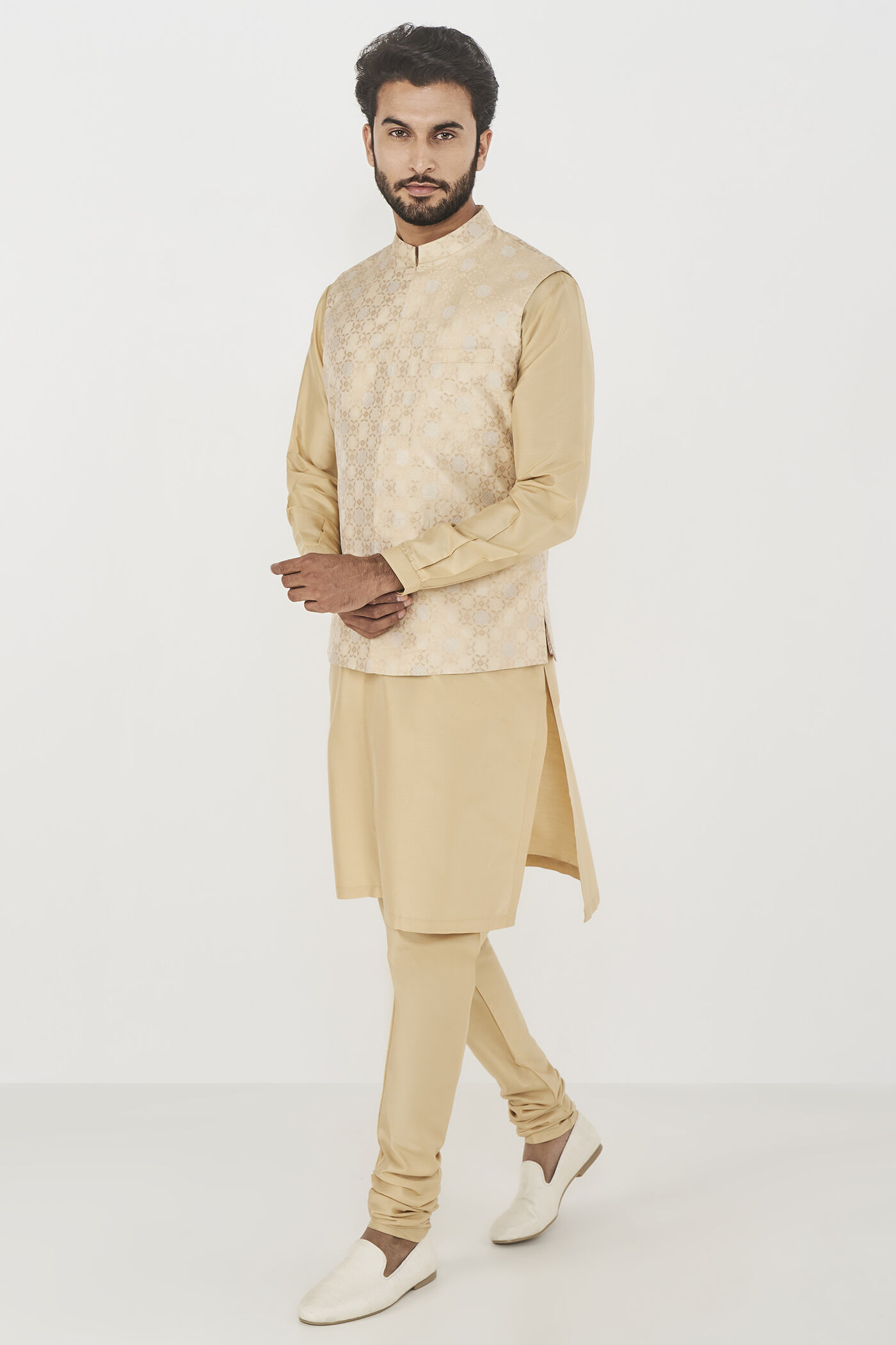 Aadiv Handwoven Benarasi Silk Nehru Jacket - Gold