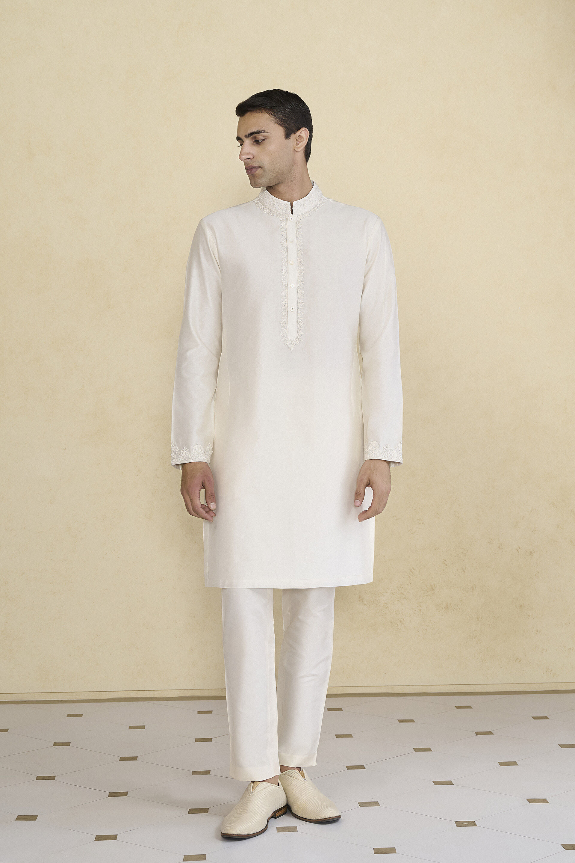 Isharv Embroidered Chanderi Silk Kurta - Ivory