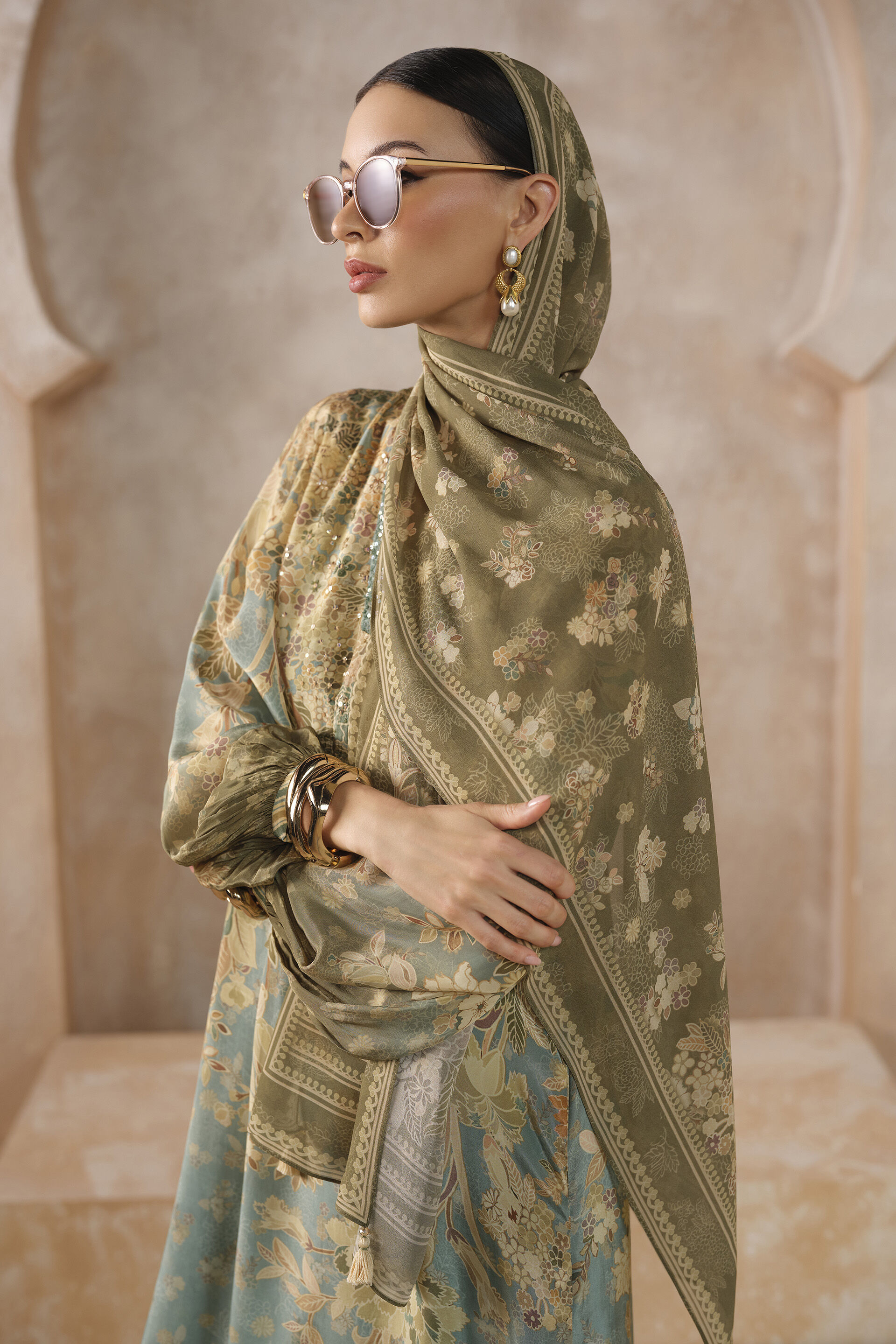 Florinio Kaftan - Blue, Blue, image 4