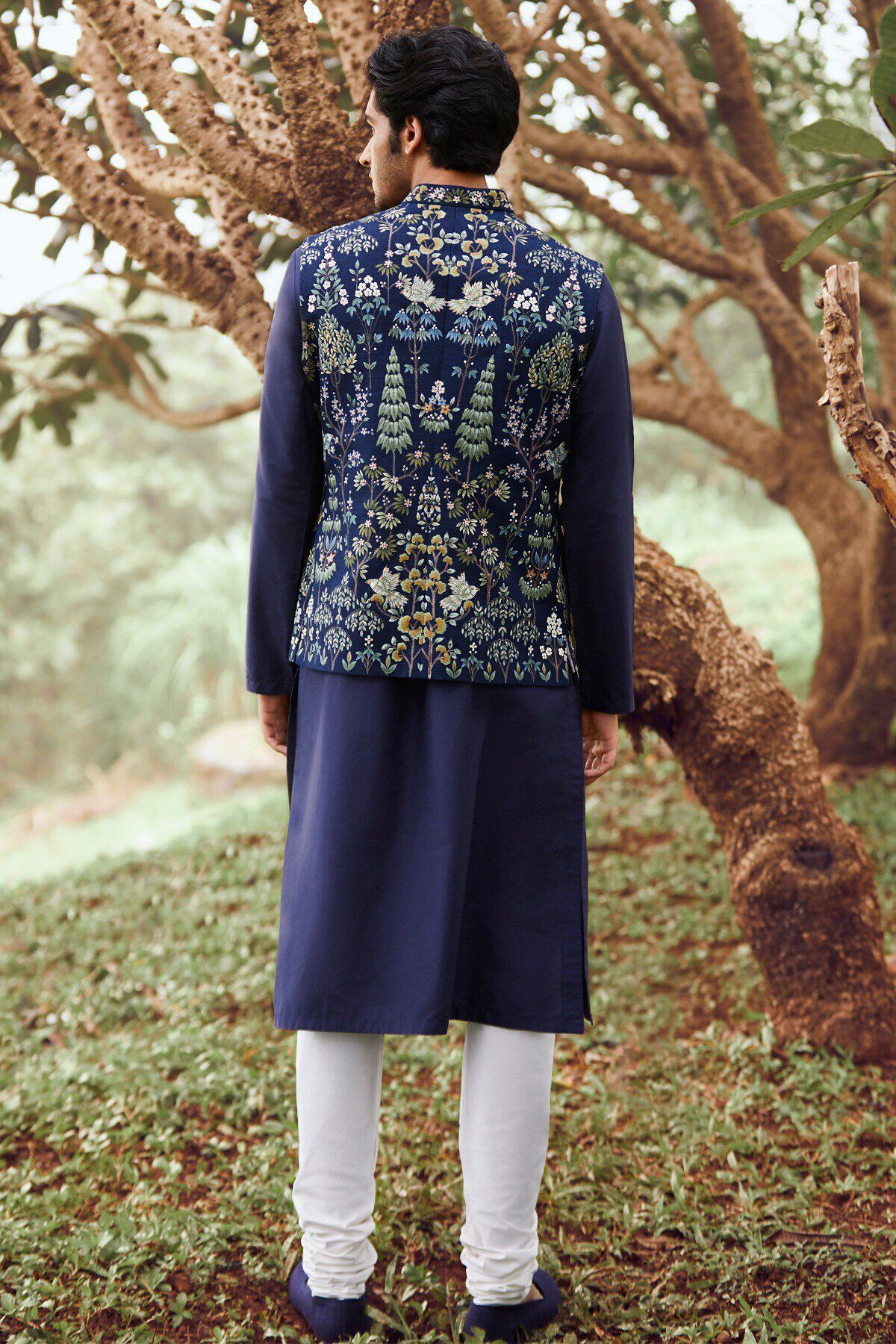 Nalesh Hand-painted Pichhwai Silk Nehru Jacket