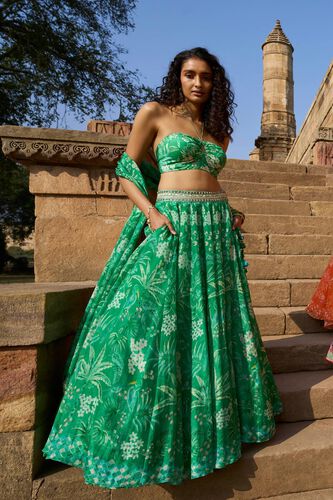 Buy Bridal Siya Lehenga Set – Emerald Green Online from Anita Dongre