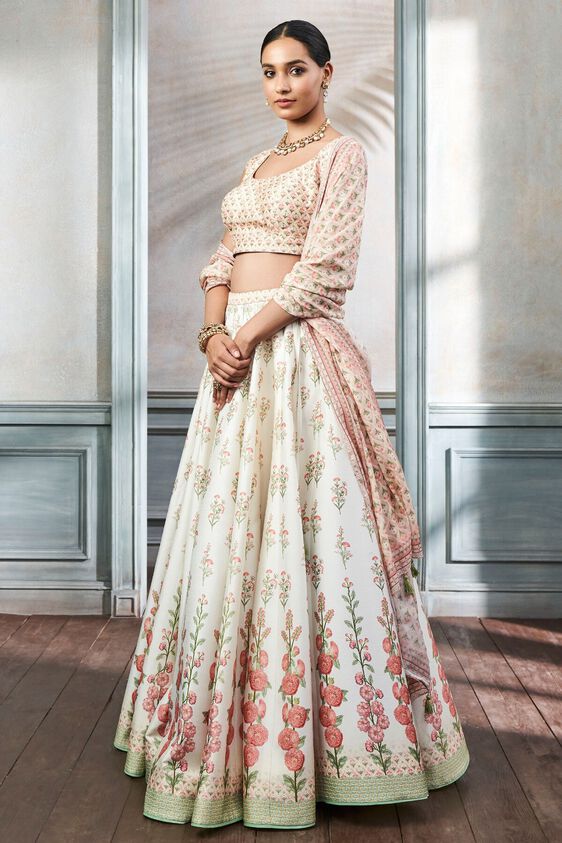 Buy Bridal Devanshi Lehenga Set Online from Anita Dongre